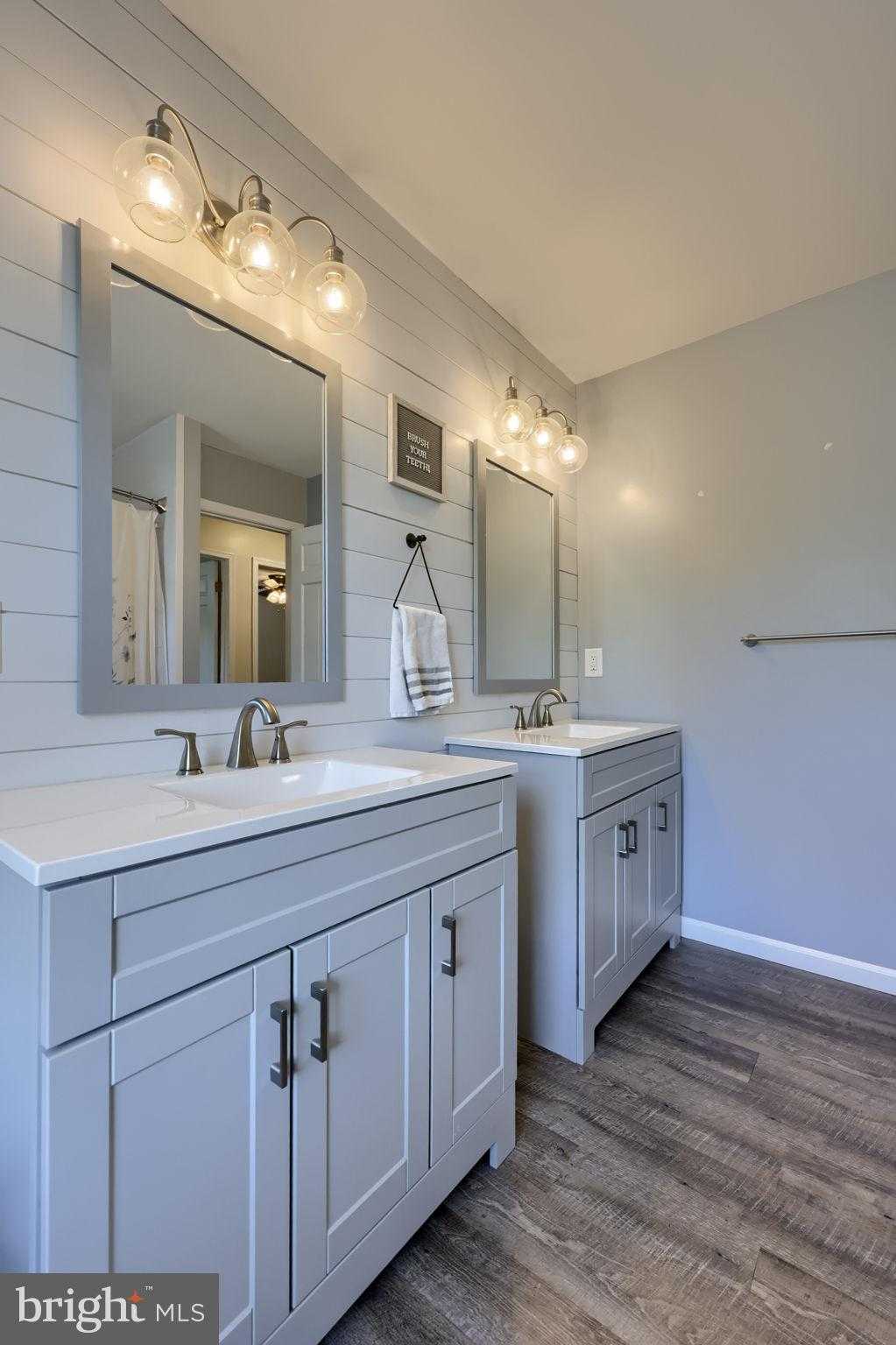 483 Woodcrest Dr photo 53