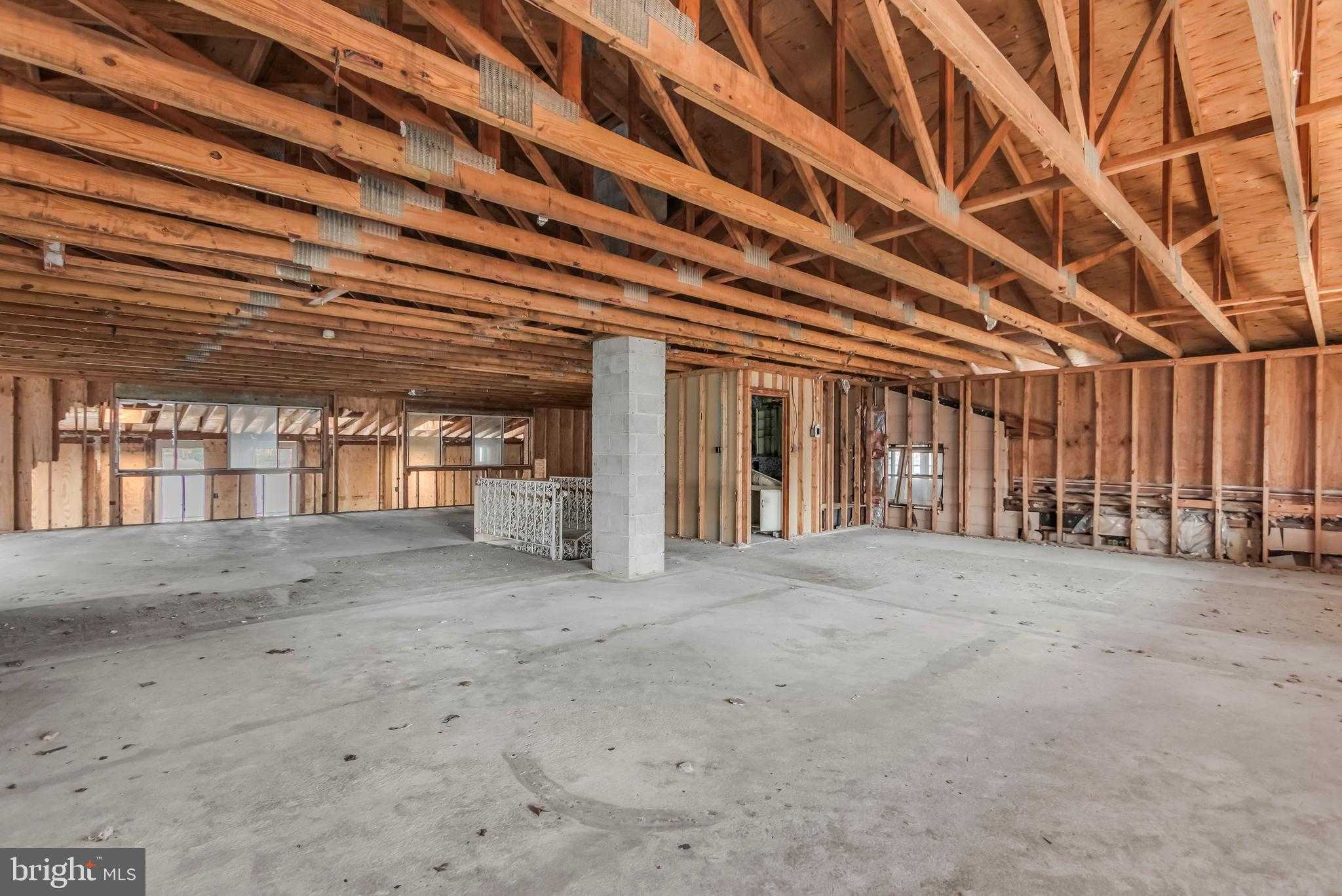 1254 Washington Dr photo 13