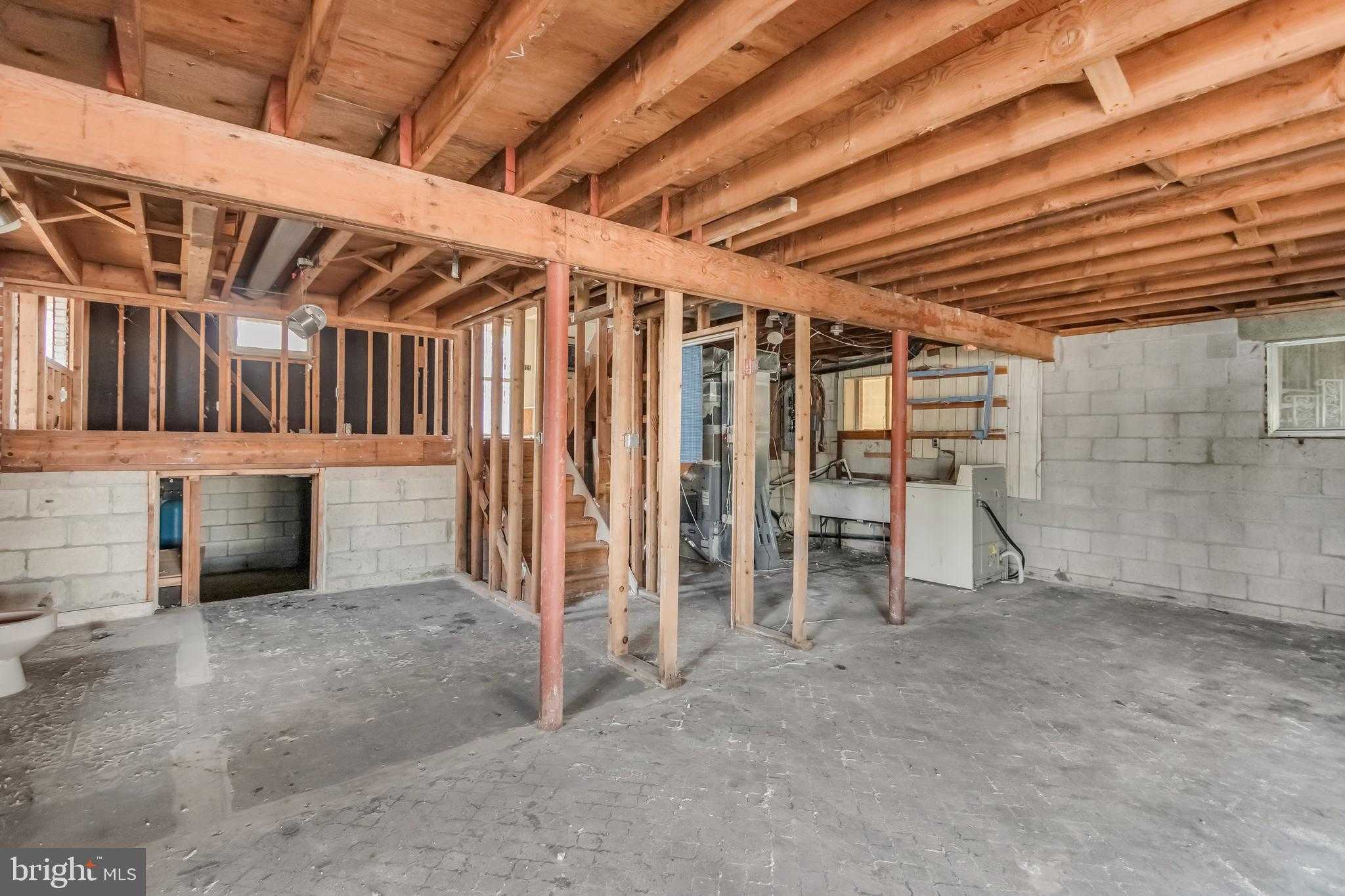 1254 Washington Dr photo 15