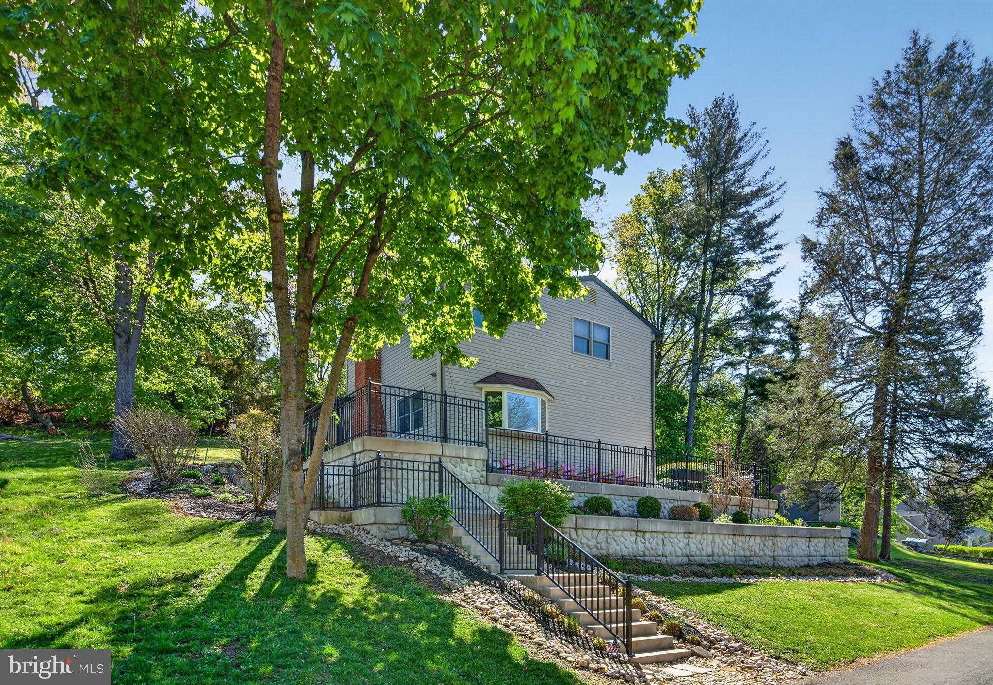 139 Playwicki St photo 2