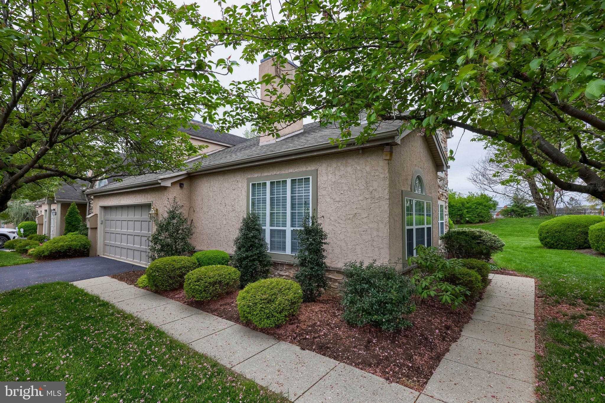 128 Greenview Dr photo 29