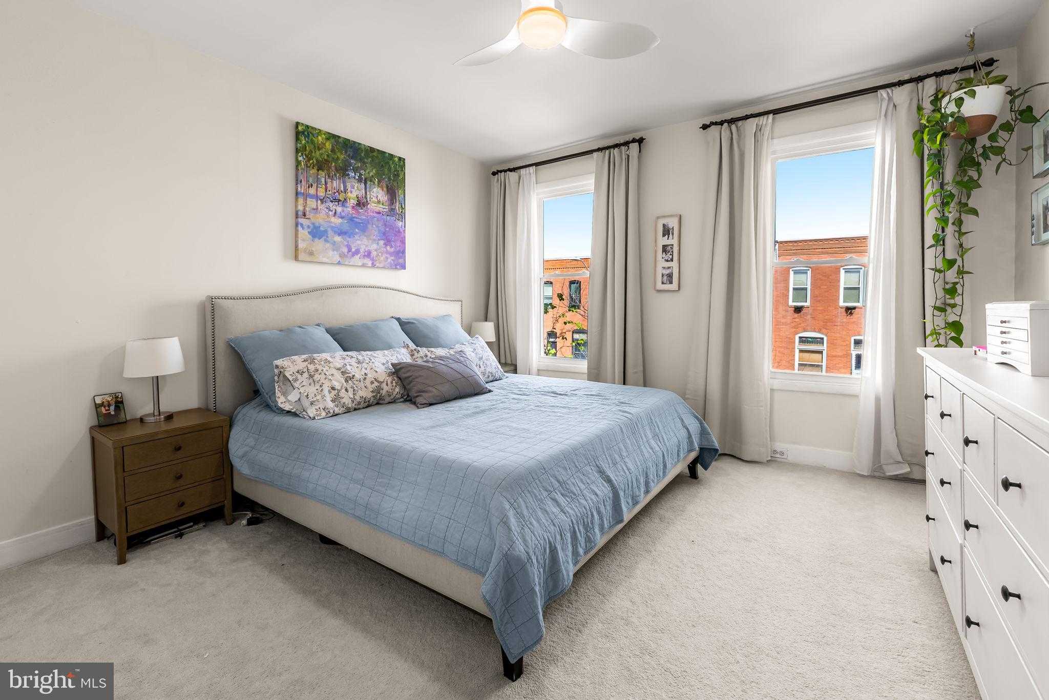 524 S Kenwood Ave photo 19