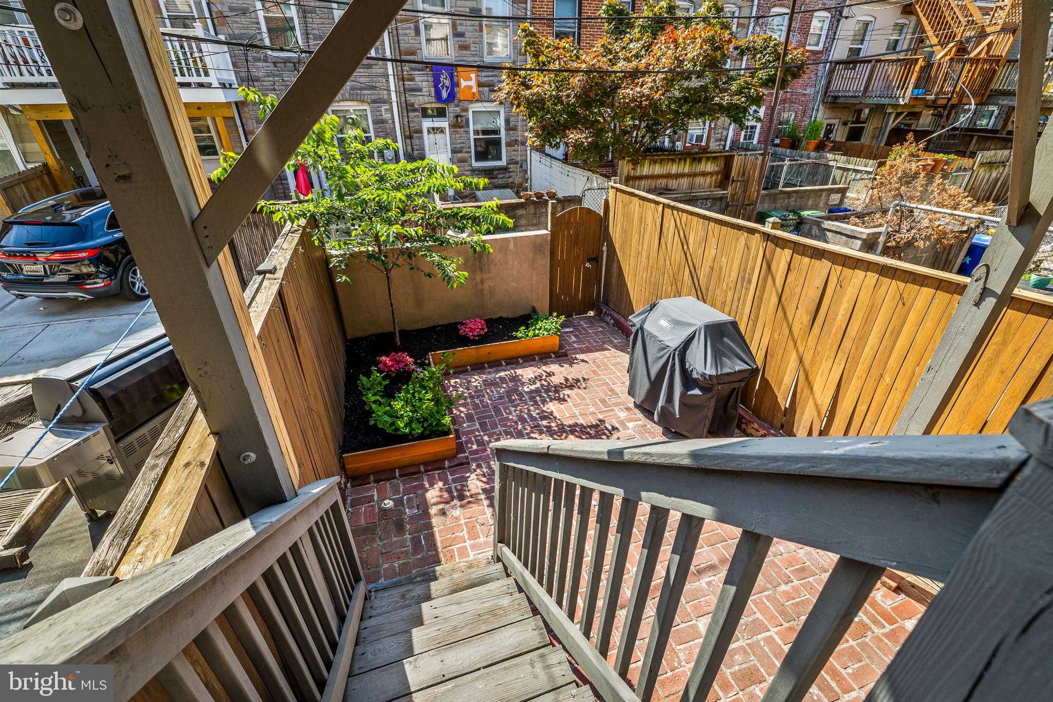 524 S Kenwood Ave photo 35