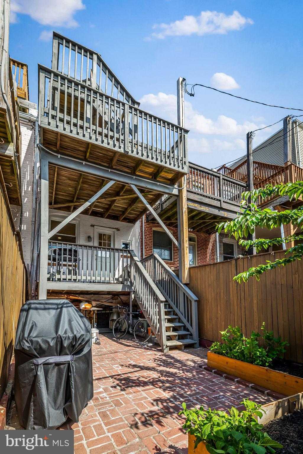 524 S Kenwood Ave photo 38