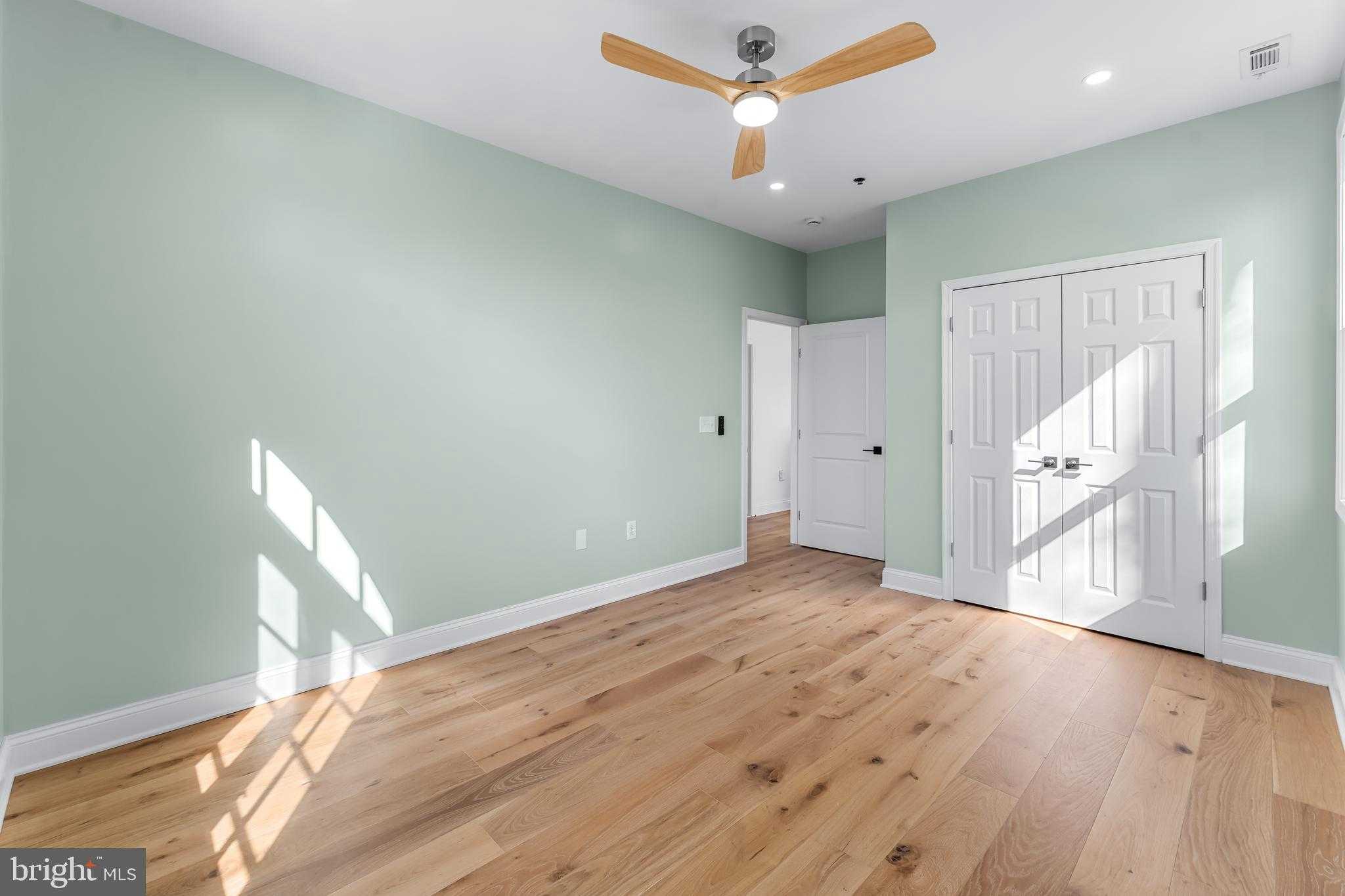 7214 Greenbank Rd photo 30