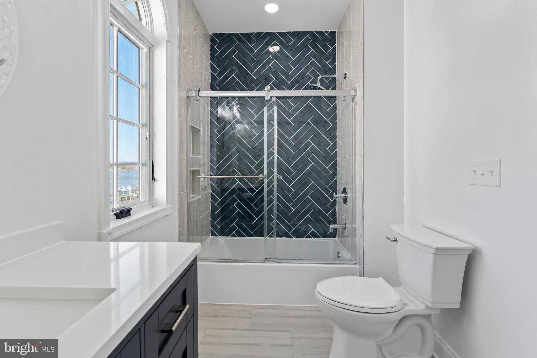 7214 Greenbank Rd photo 31