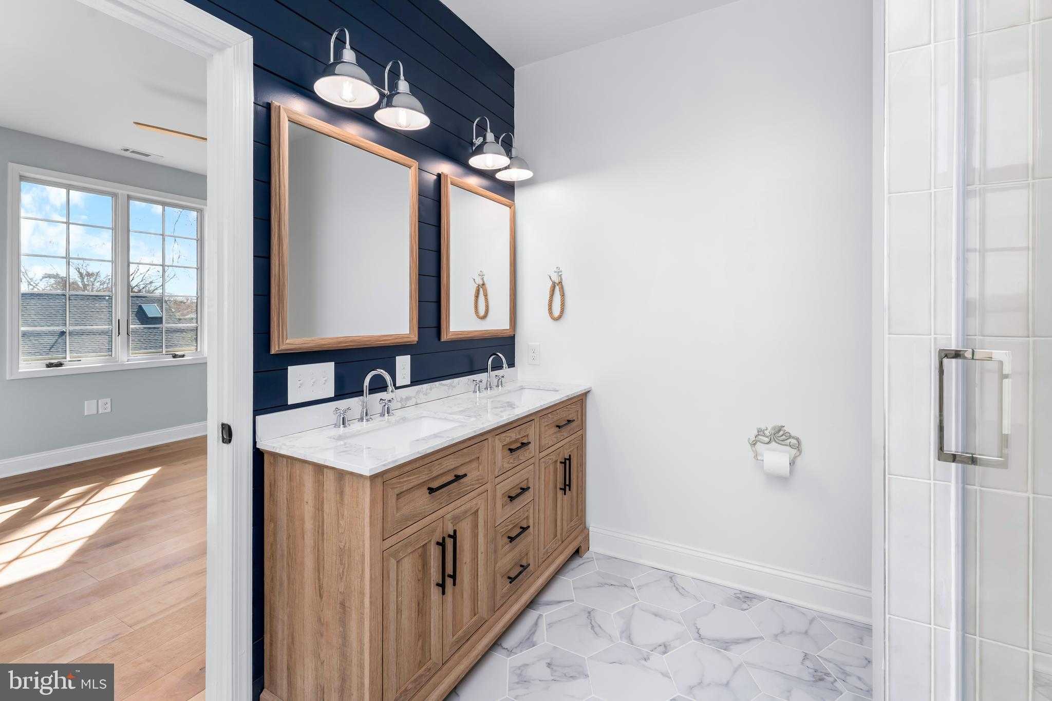 7214 Greenbank Rd photo 38