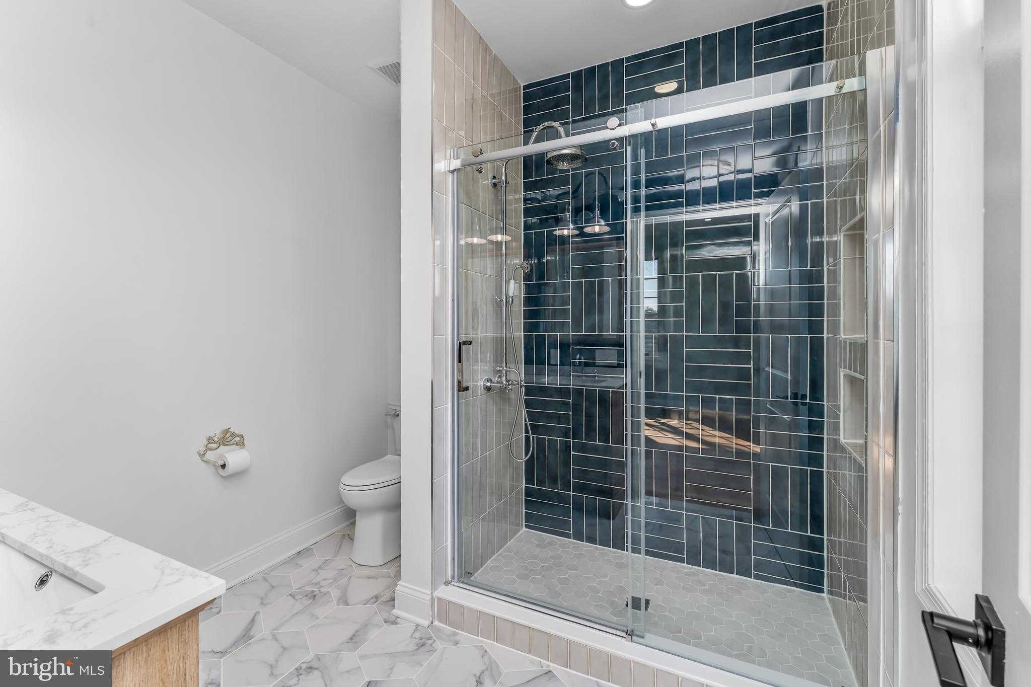 7214 Greenbank Rd photo 39