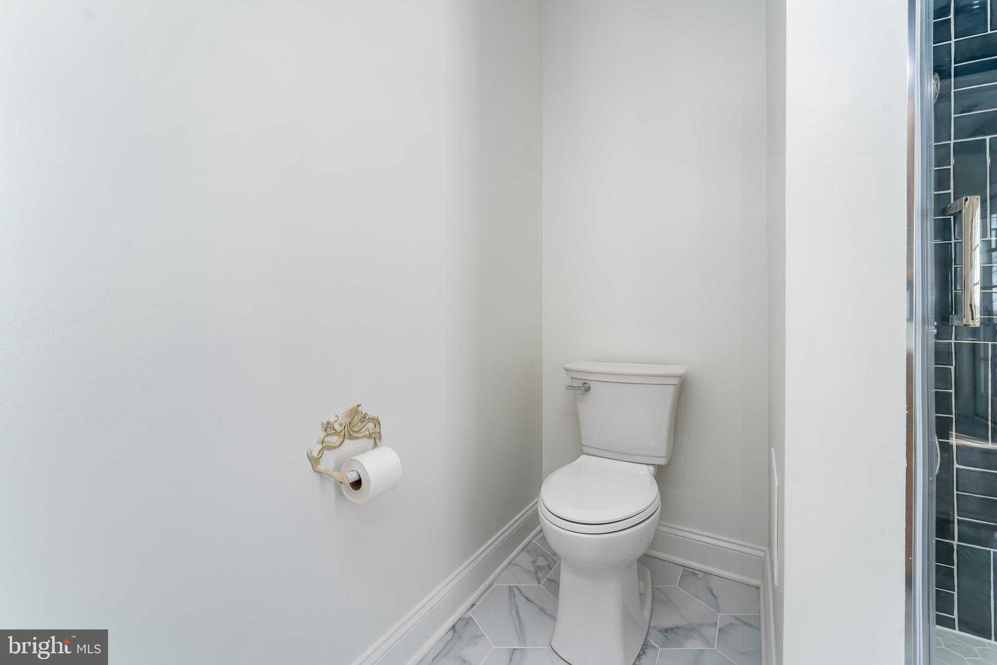 7214 Greenbank Rd photo 40