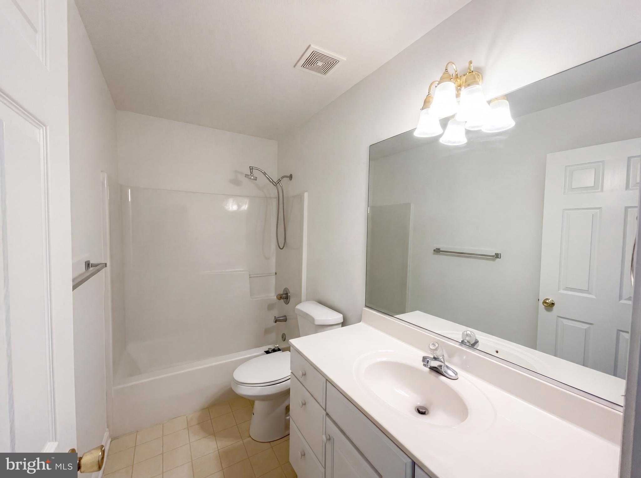 2322 Ashford Ln photo 15