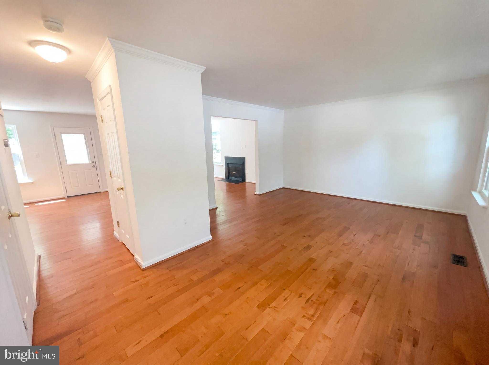 2322 Ashford Ln photo 17