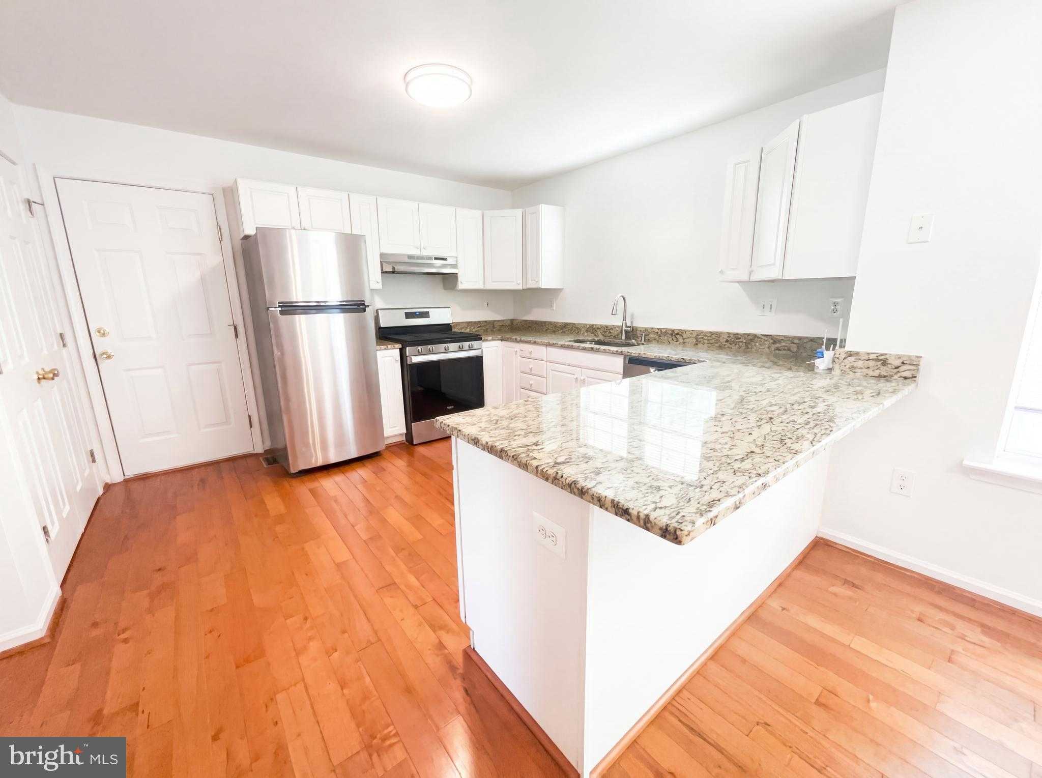 2322 Ashford Ln photo 23