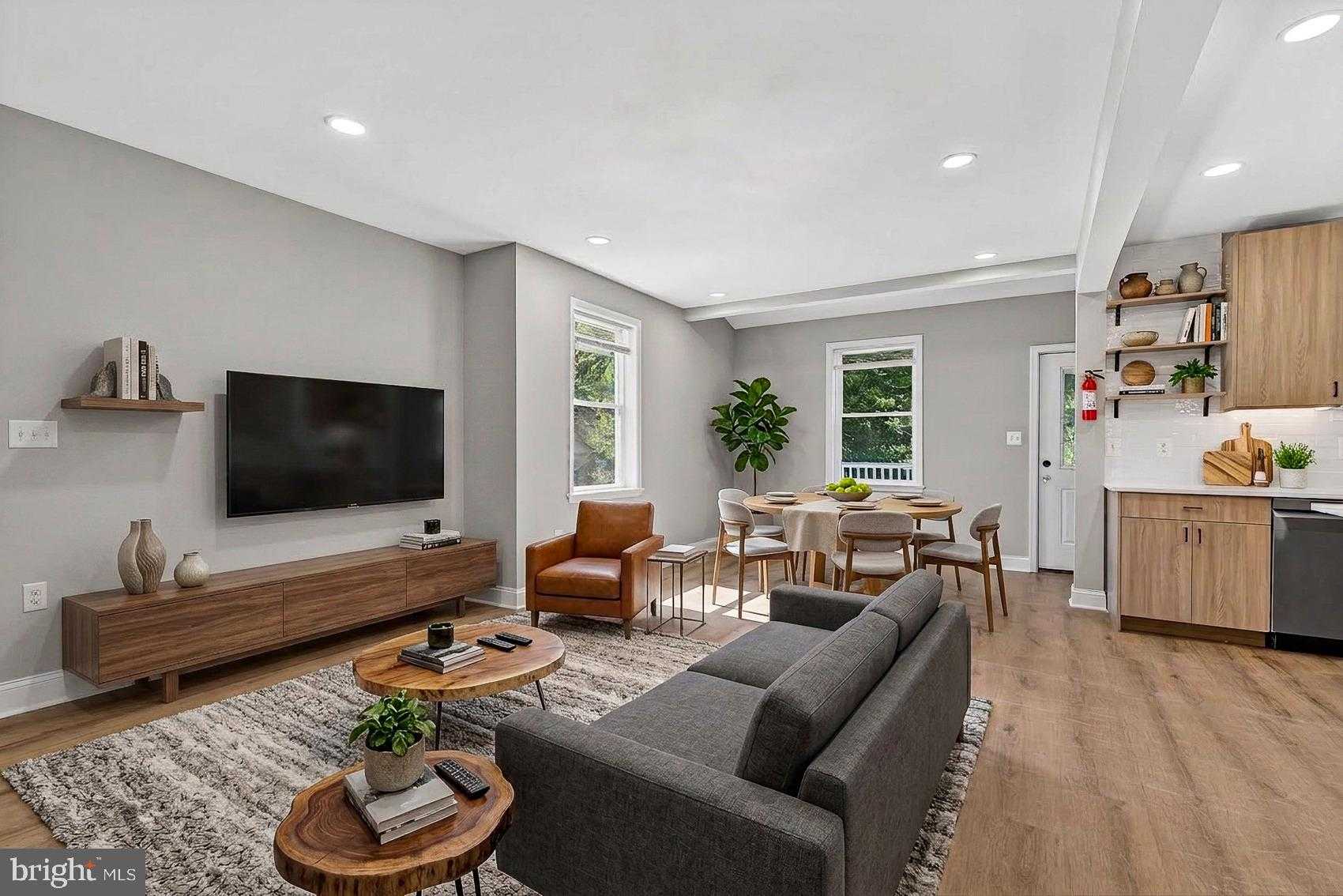 3045 Fleetwood Ave photo 8