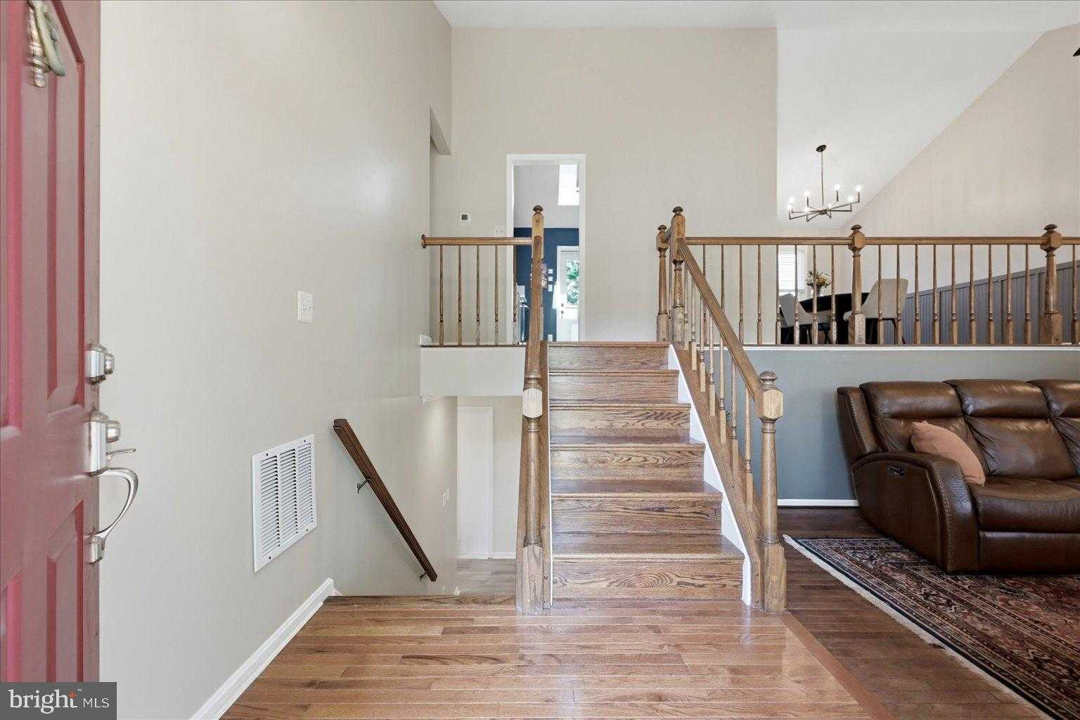 13704 Springhaven Dr photo 5