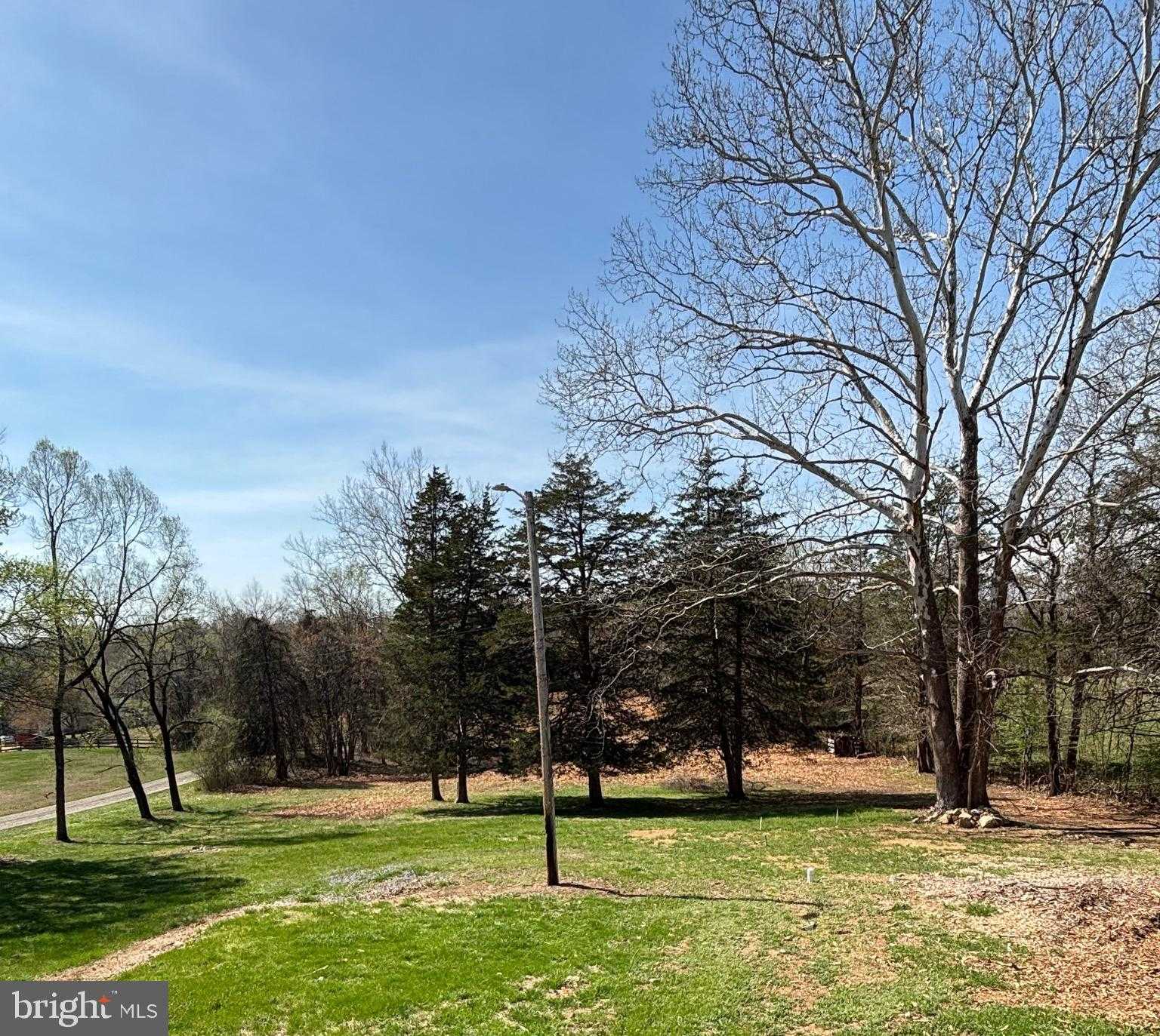 2502 Holly Springs Rd photo 5