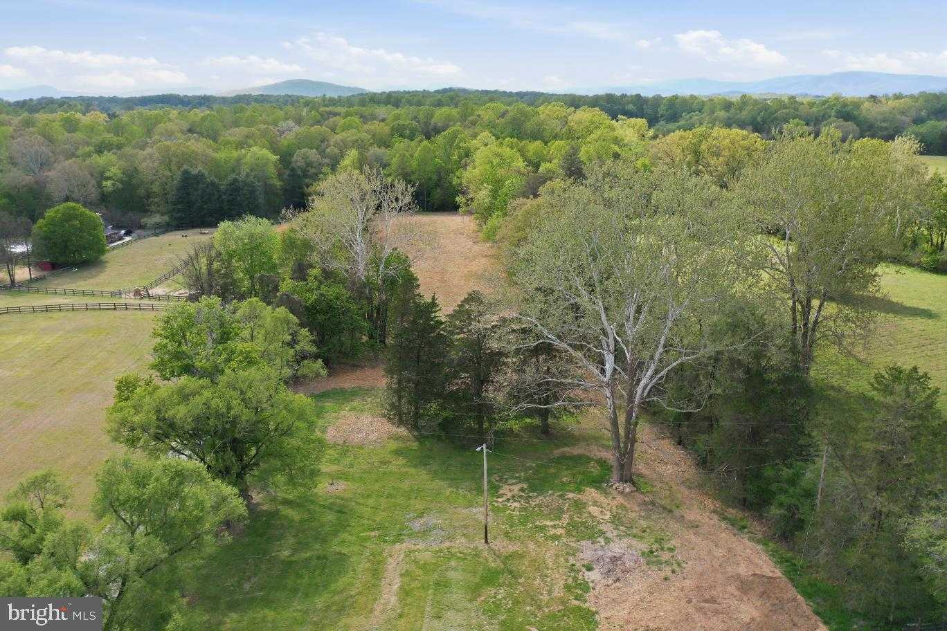 2502 Holly Springs Rd photo 8