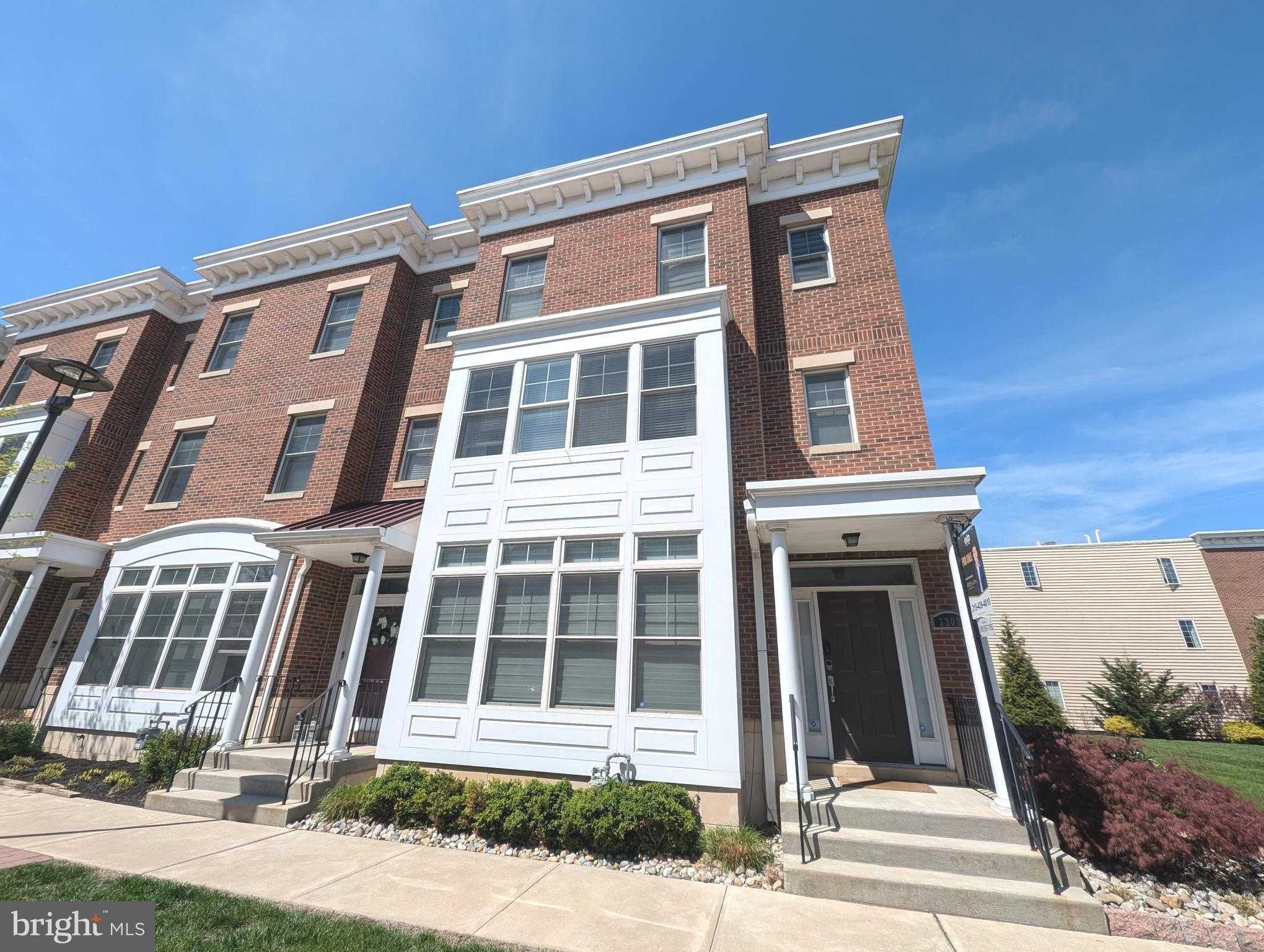 3300 Pietro Way photo 2