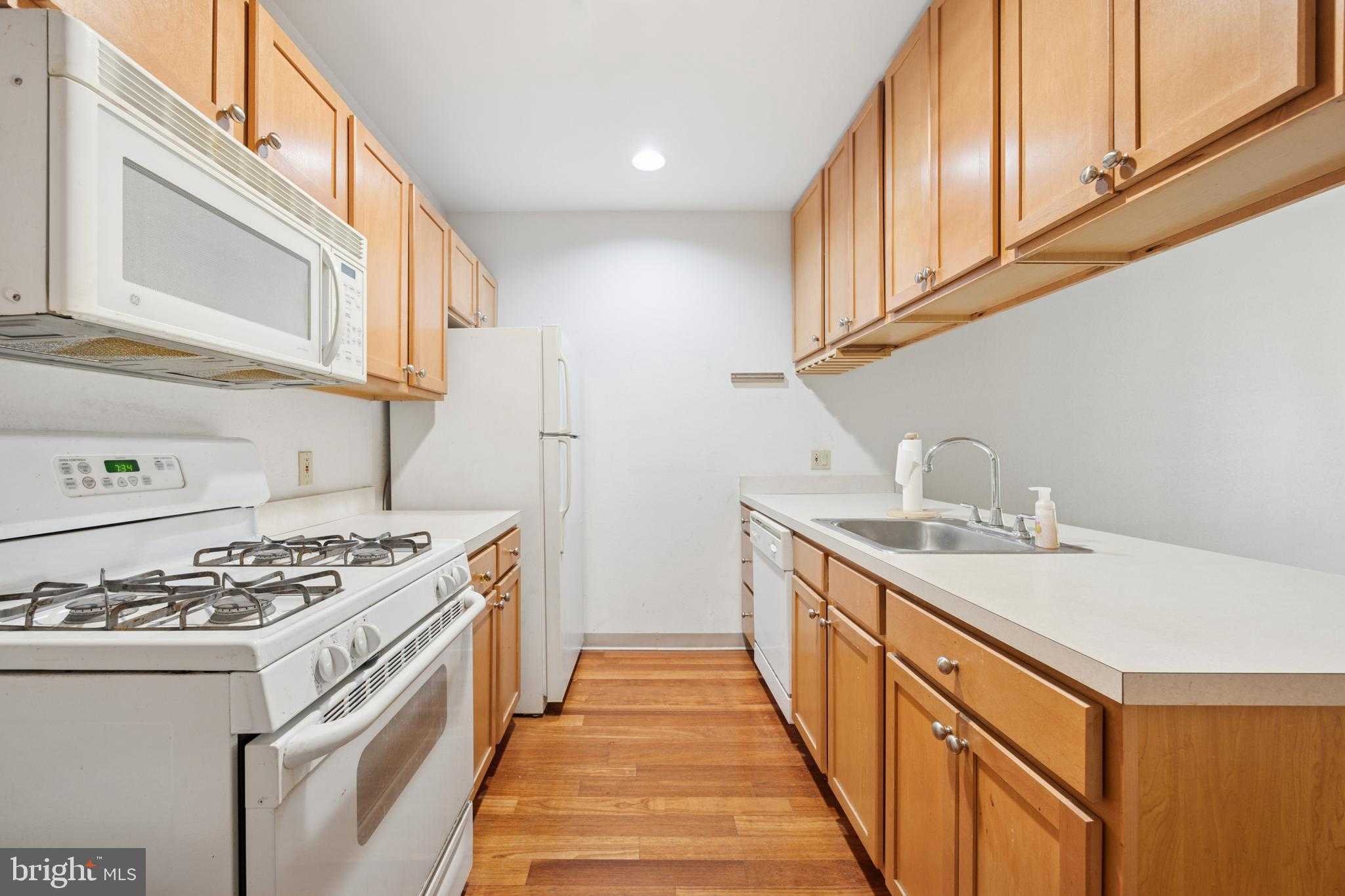 1100 Vine St Apt 1209 photo 5