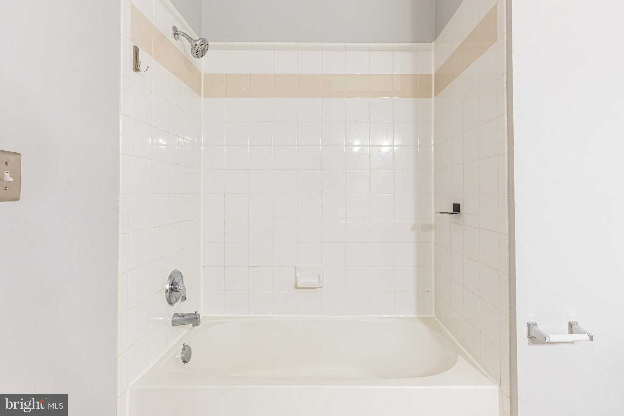 4850 Eisenhower Ave photo 8