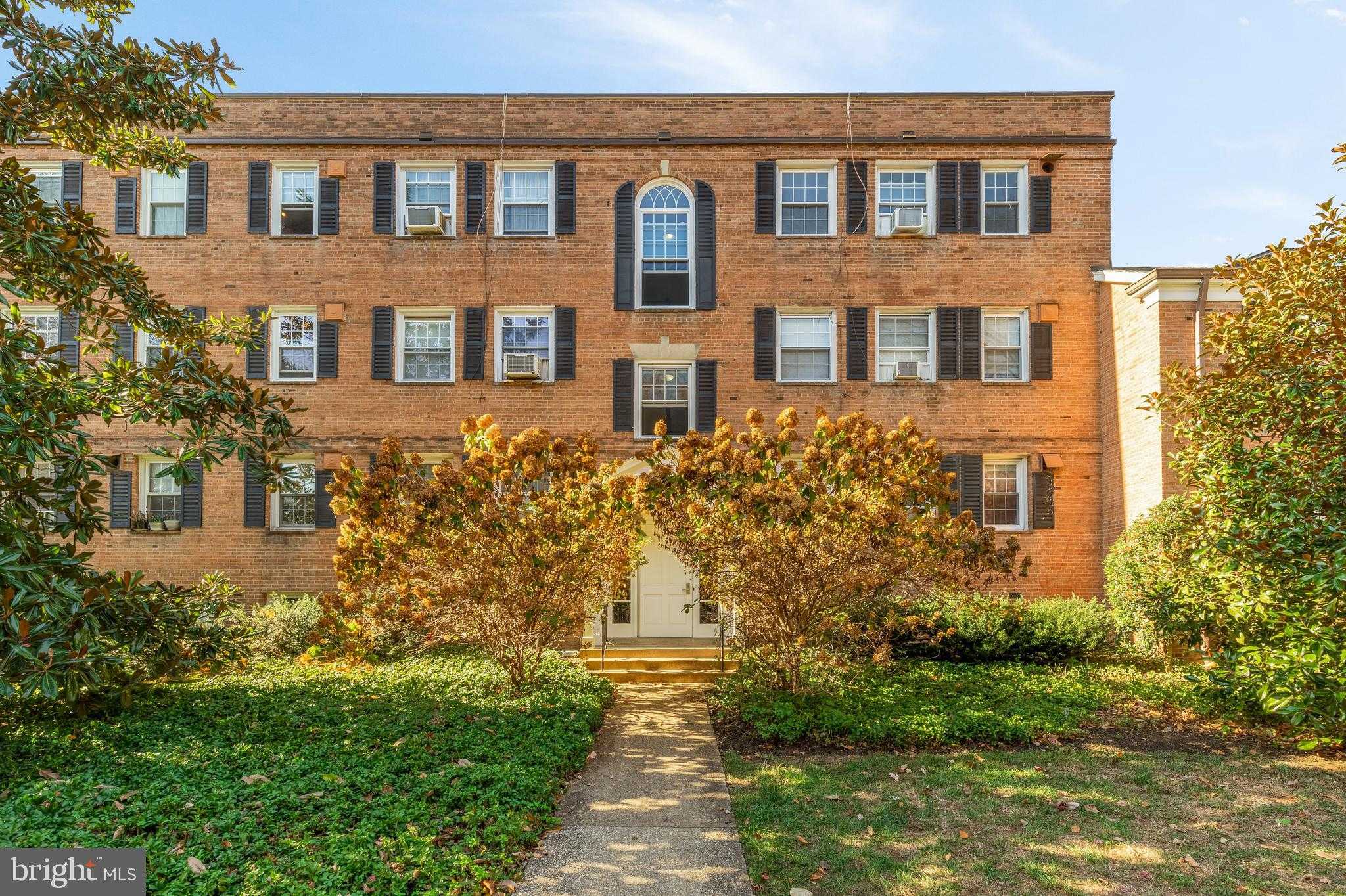 5010 Columbia Pike Apt 6 photo 1