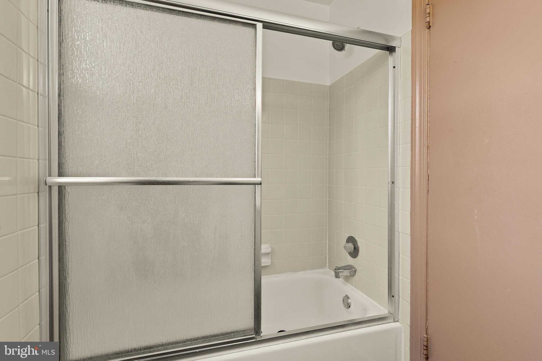 5010 Columbia Pike Apt 6 photo 12