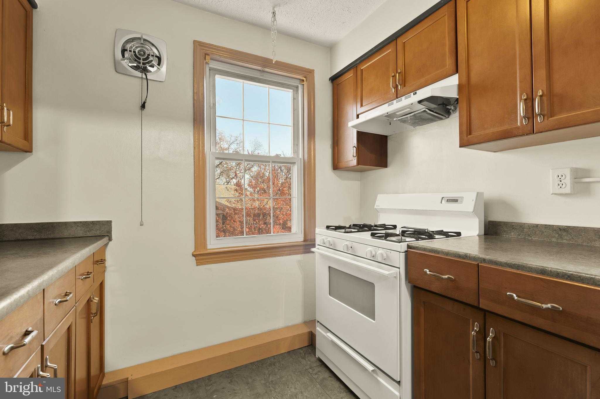 5010 Columbia Pike Apt 6 photo 7