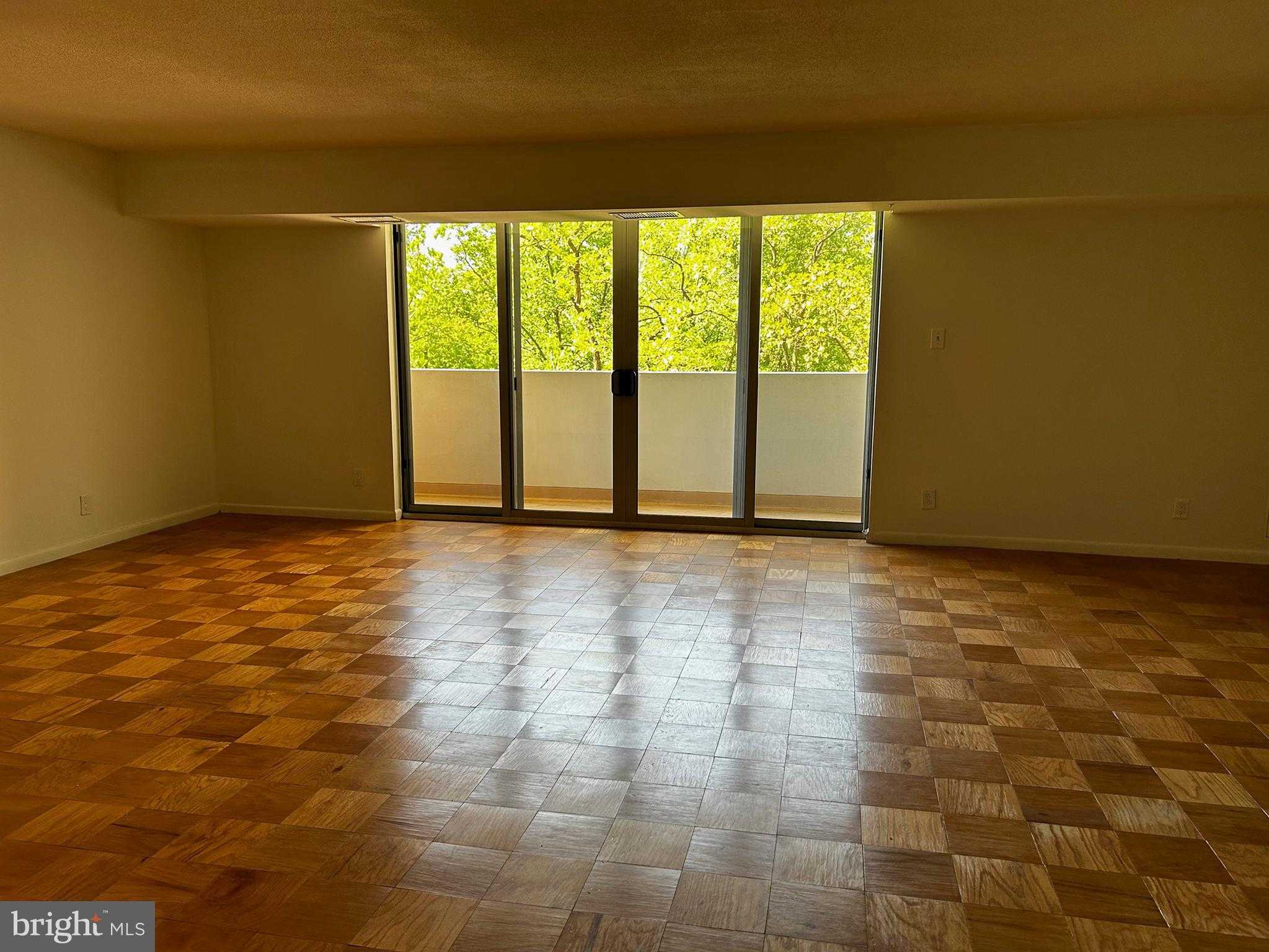 4601 N Park Ave Apt 607g photo 8