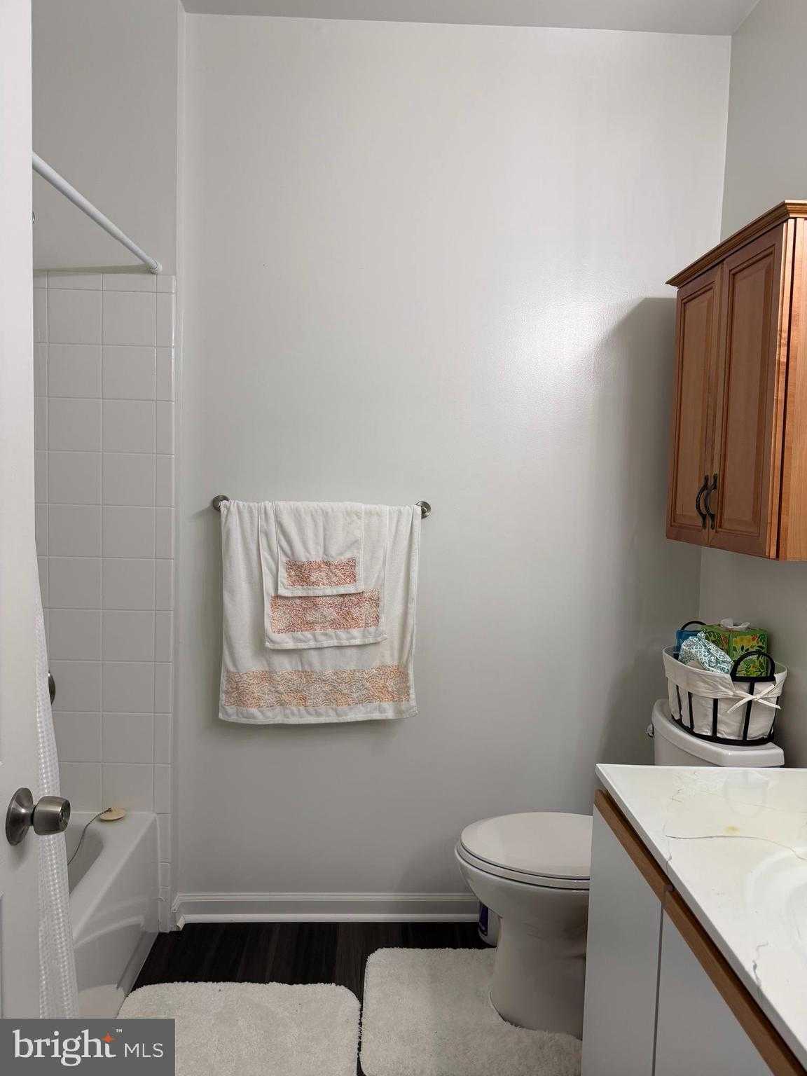 1301 Karen Blvd Apt 401 photo 15
