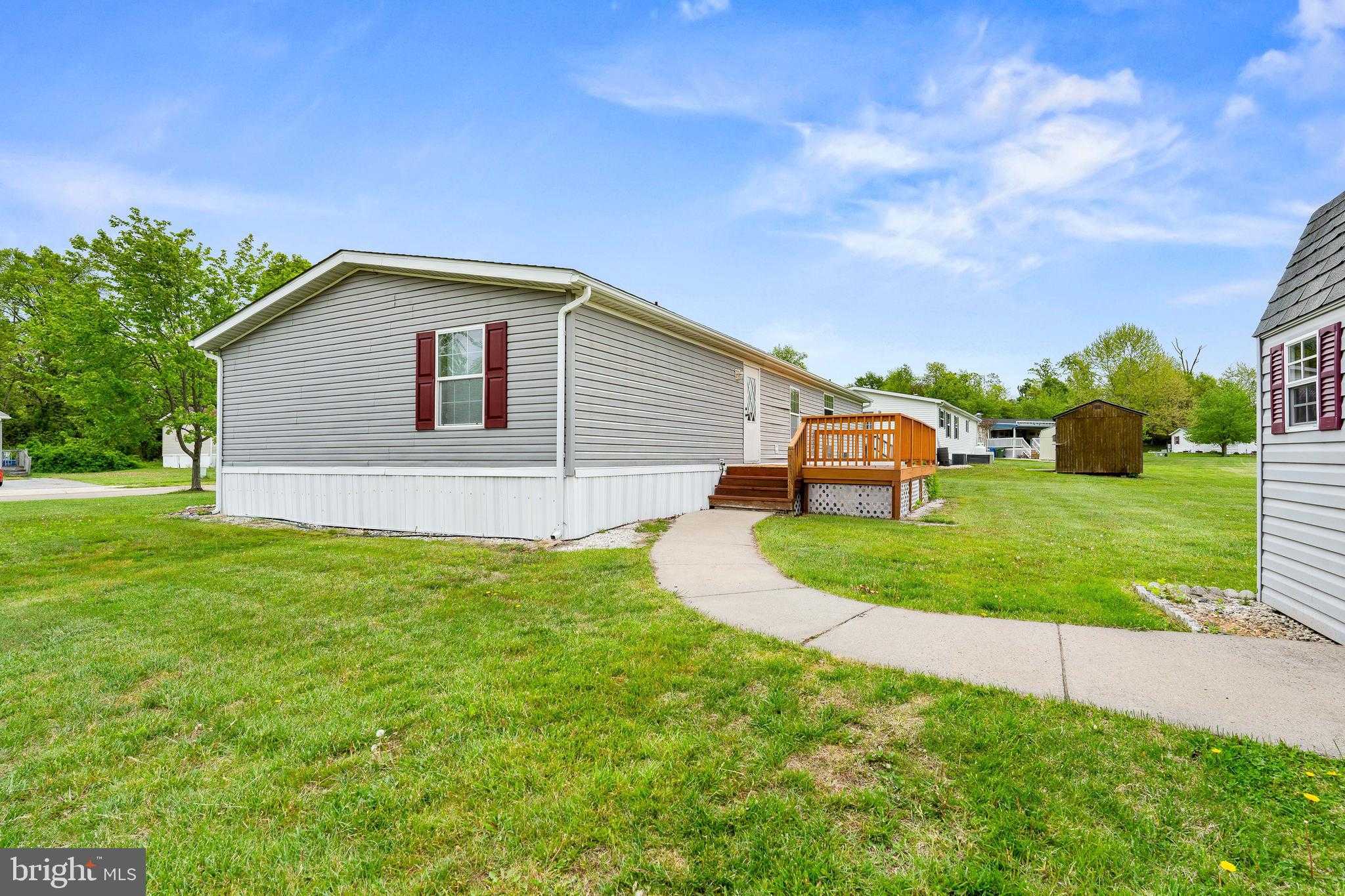 2 Grace Ann Dr photo 20