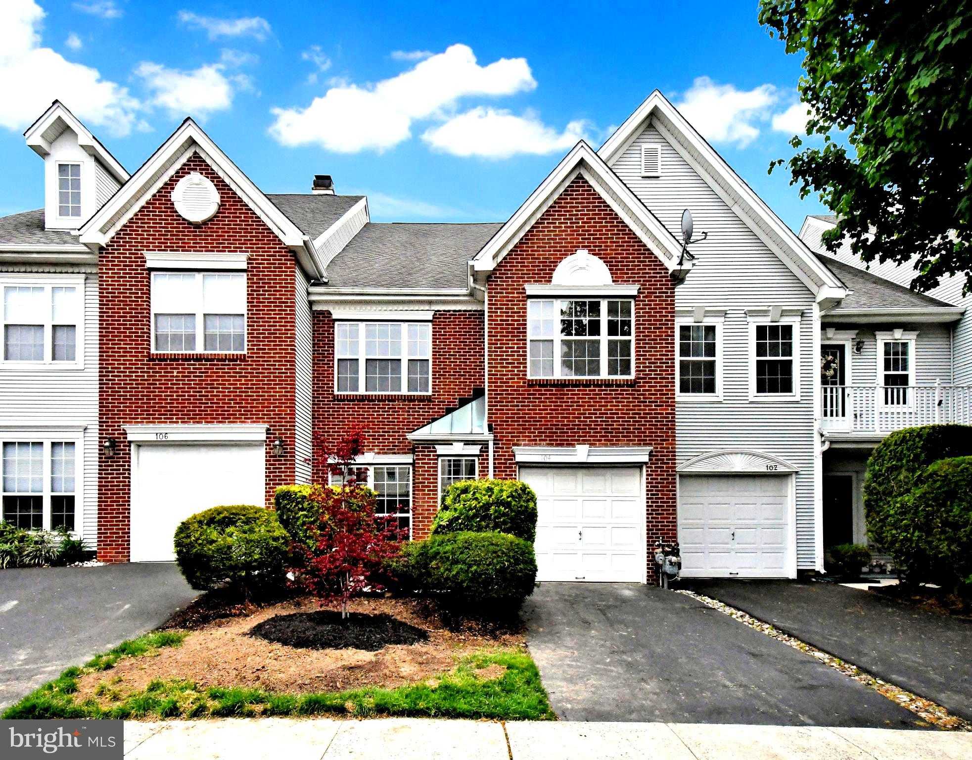 104 Aqueduct Dr photo 1