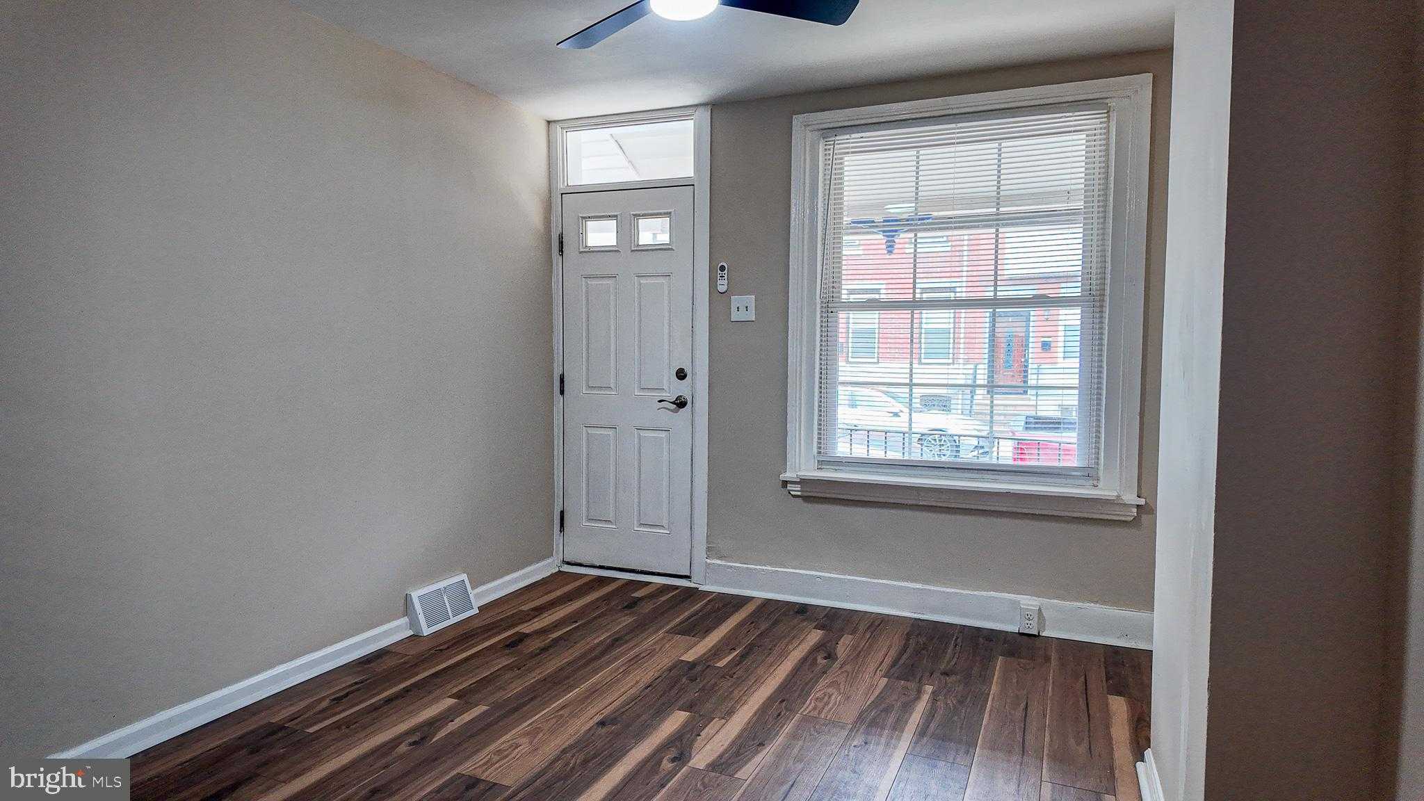 3040 Belgrade St photo 3