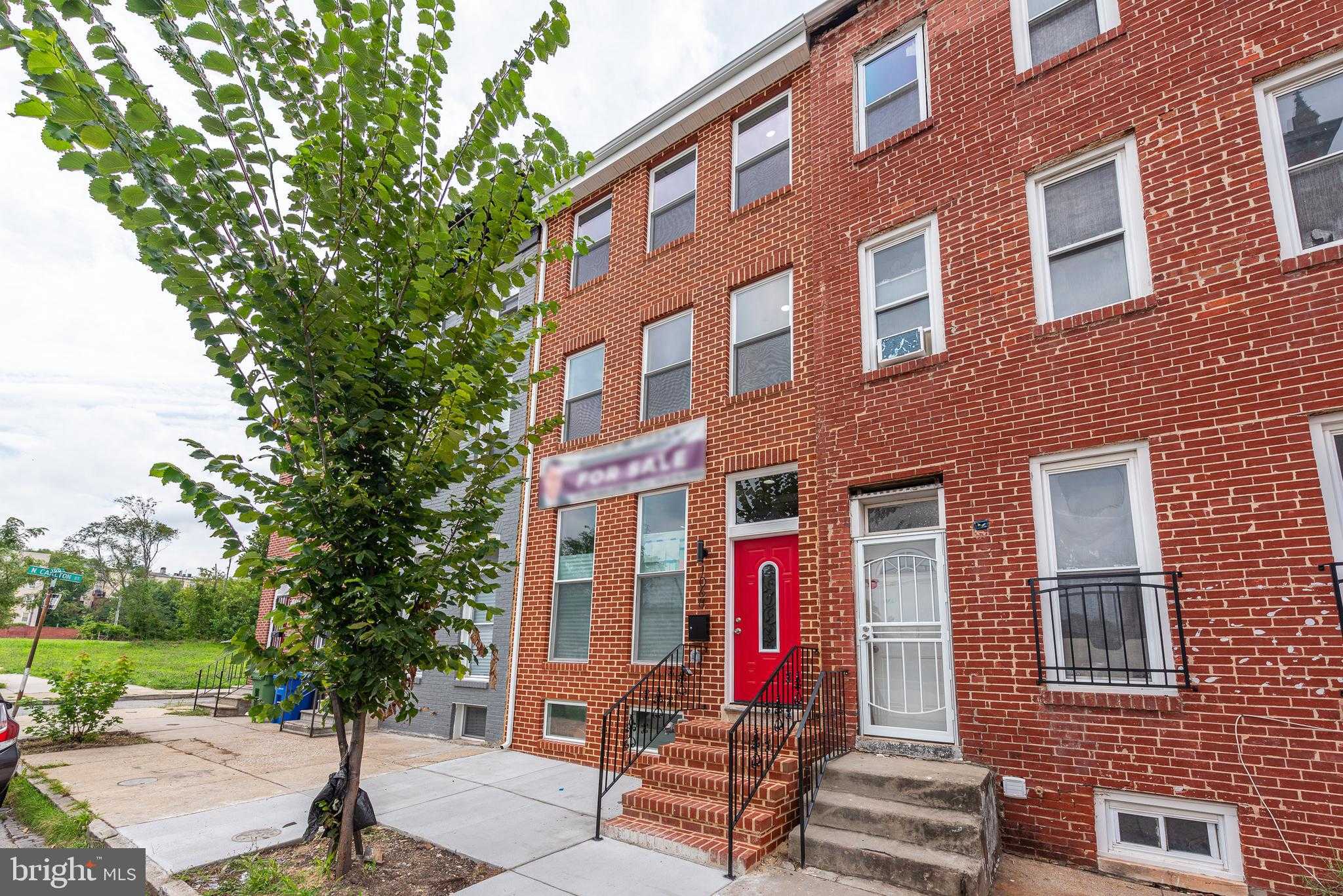 1016 W Fayette St photo 31
