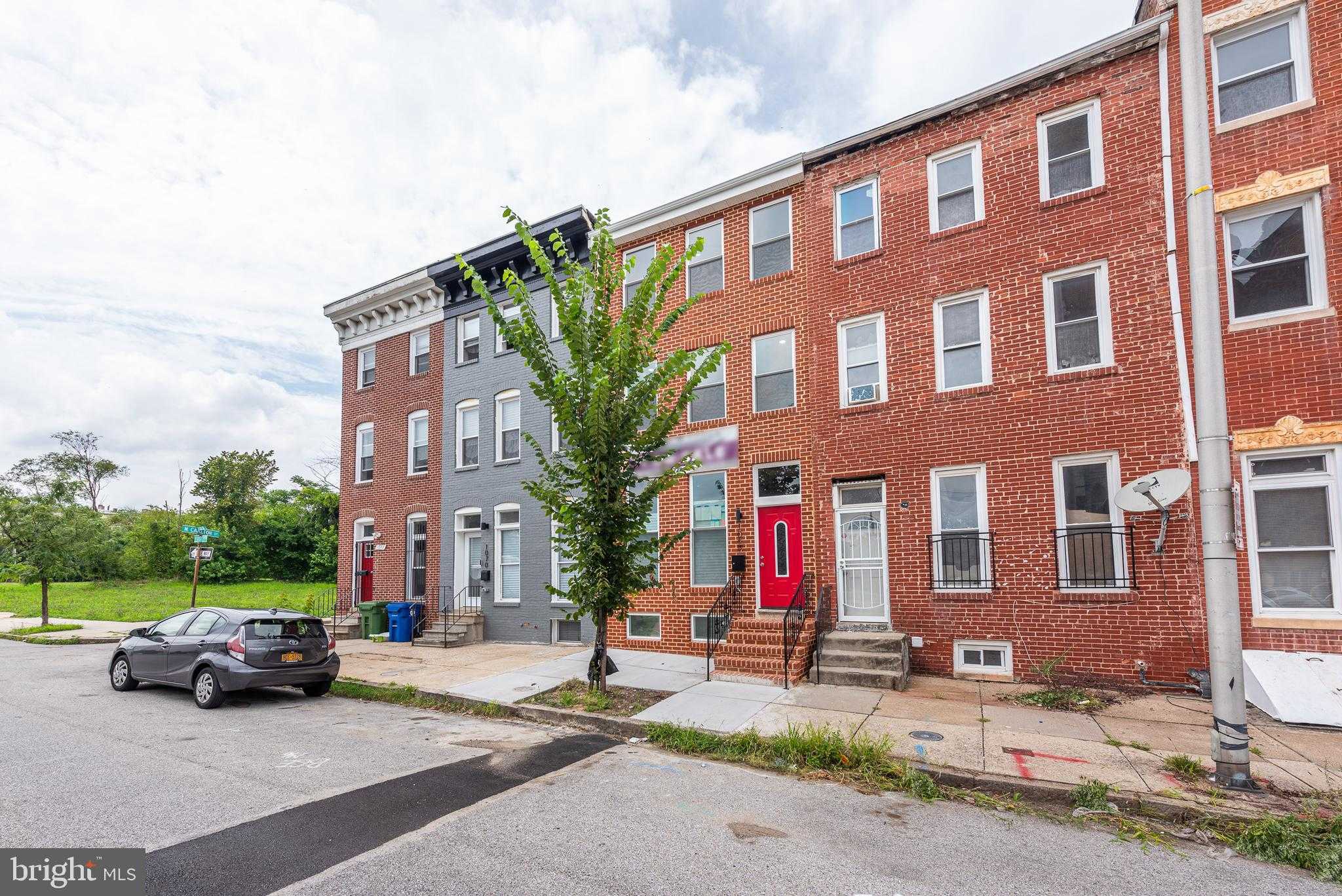 1016 W Fayette St photo 32