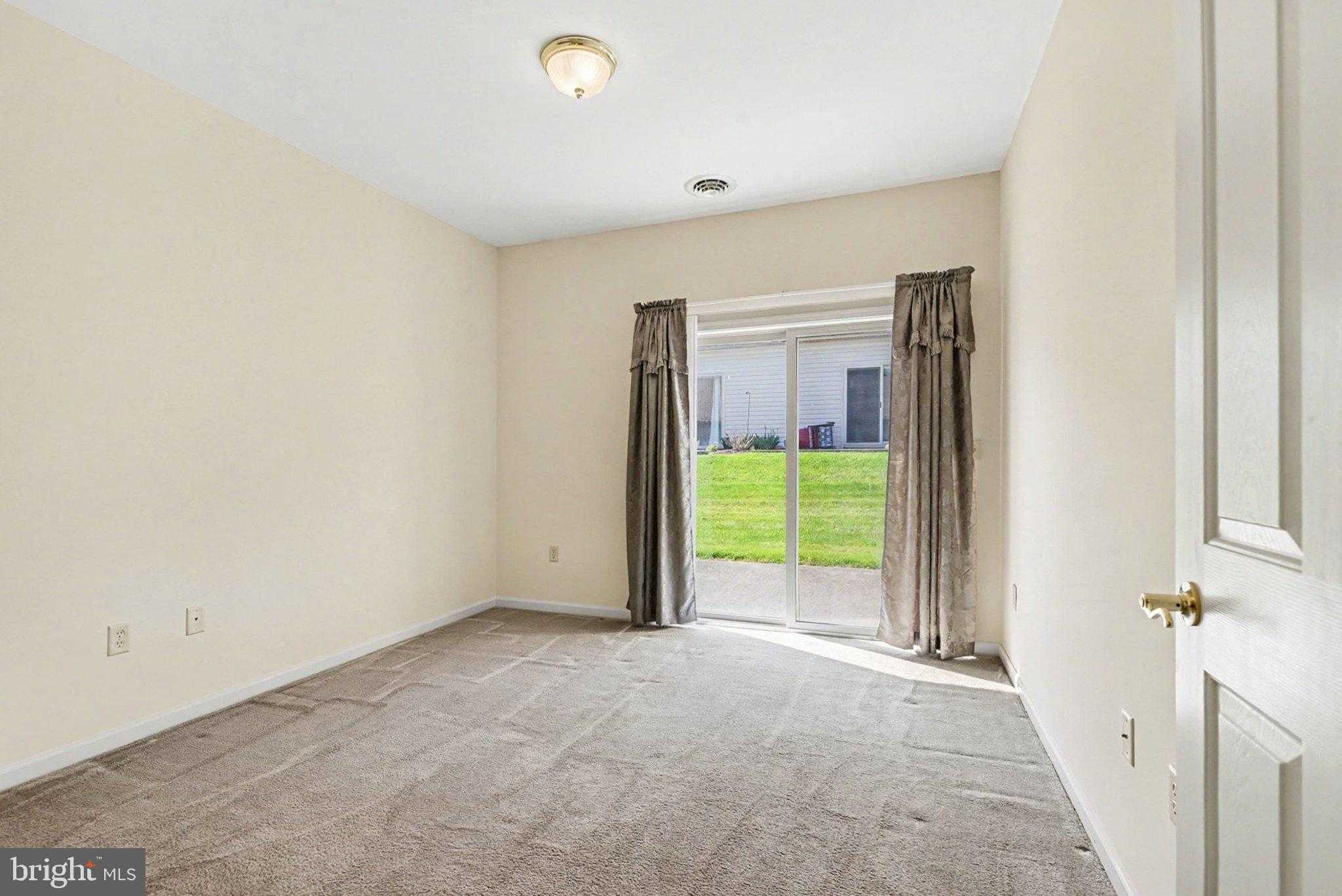 141 Leonard Ln photo 20