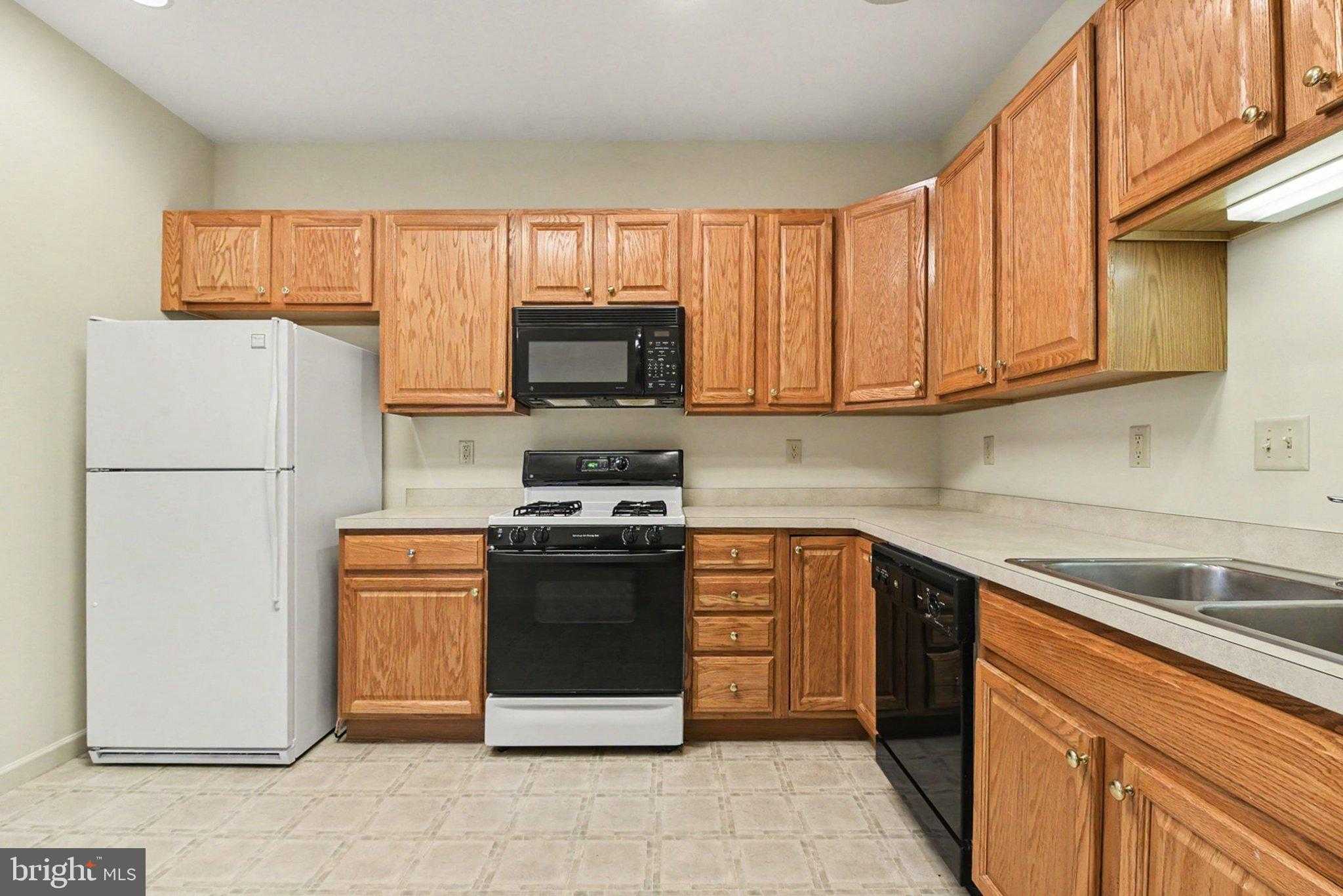 141 Leonard Ln photo 9