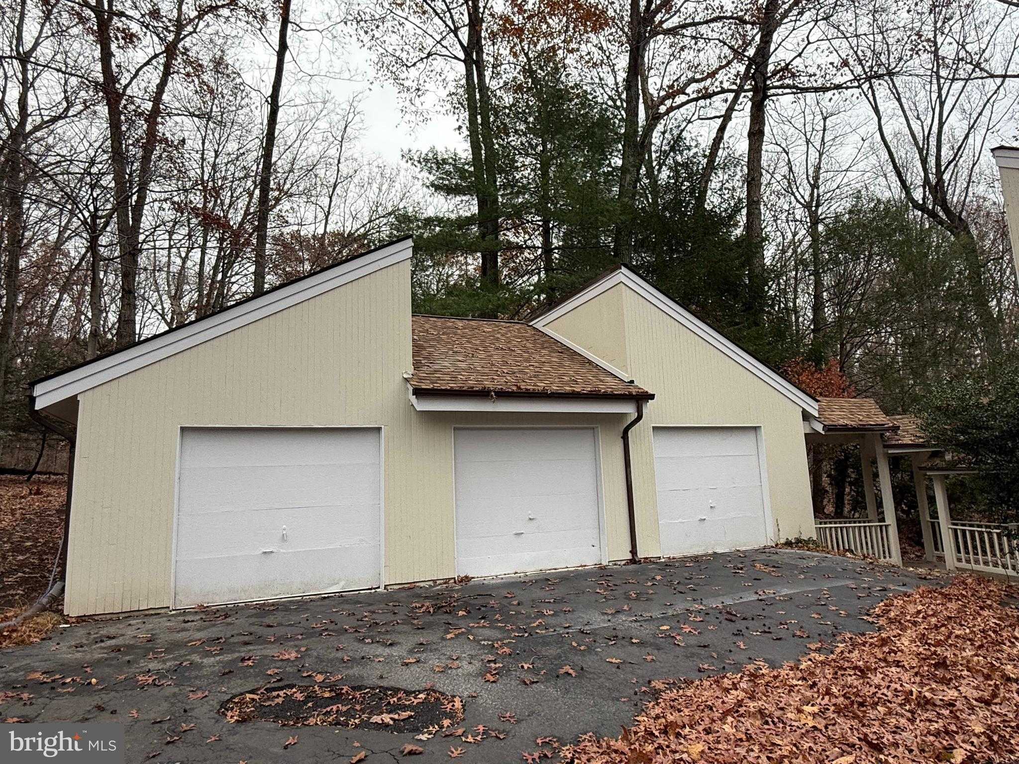 10701 Sycamore Springs Ln photo 21