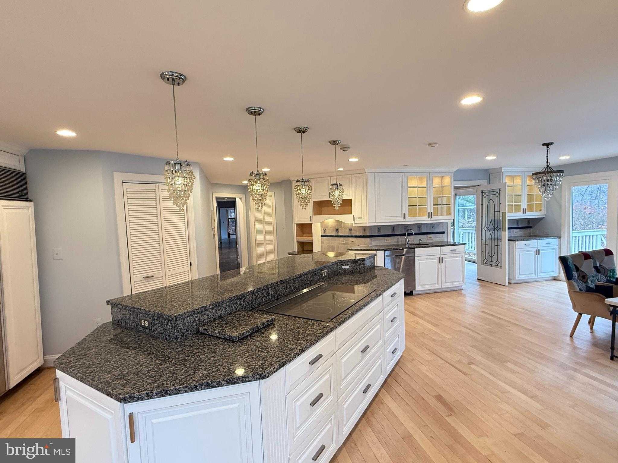 10701 Sycamore Springs Ln photo 34