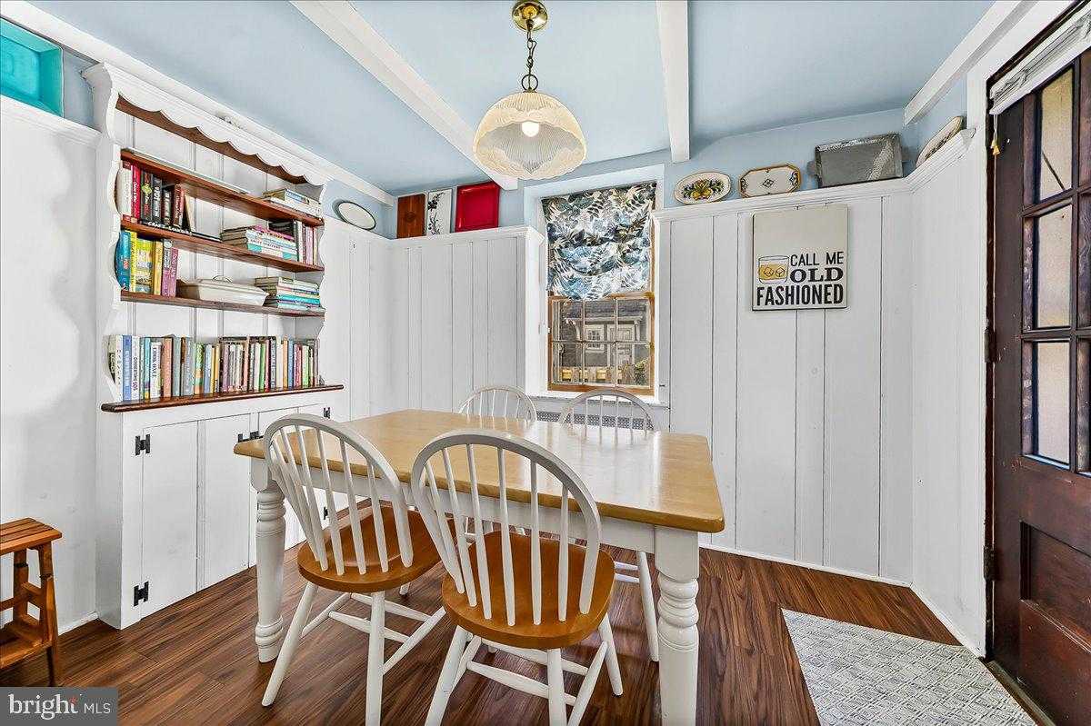 9 W Essex Ave photo 9