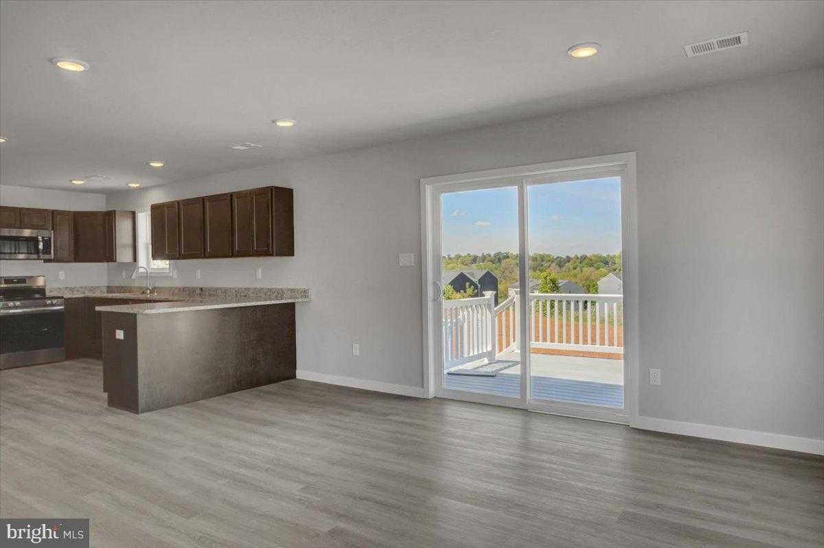 11411 Viking Ave photo 9