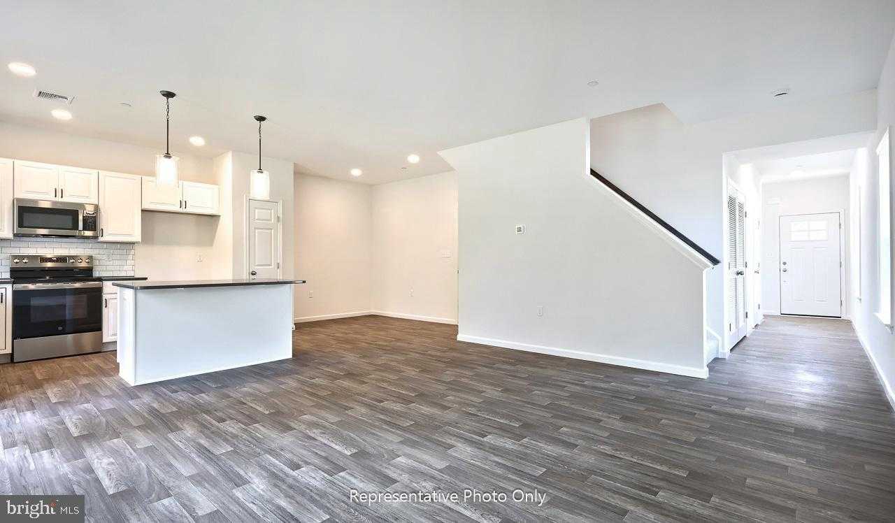 7846 Oak Brook Dr photo 7