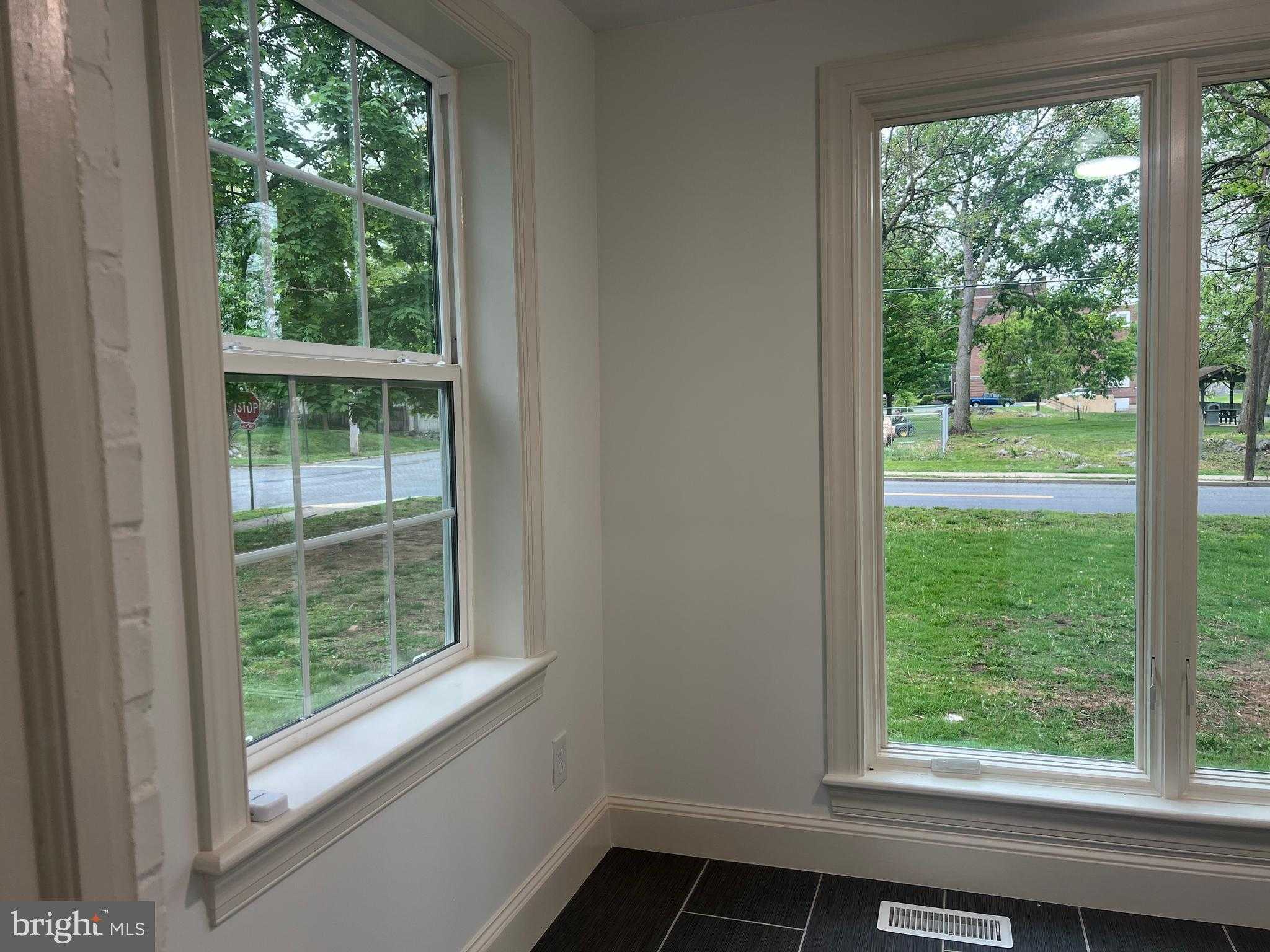 1005 Woodland Way photo 36