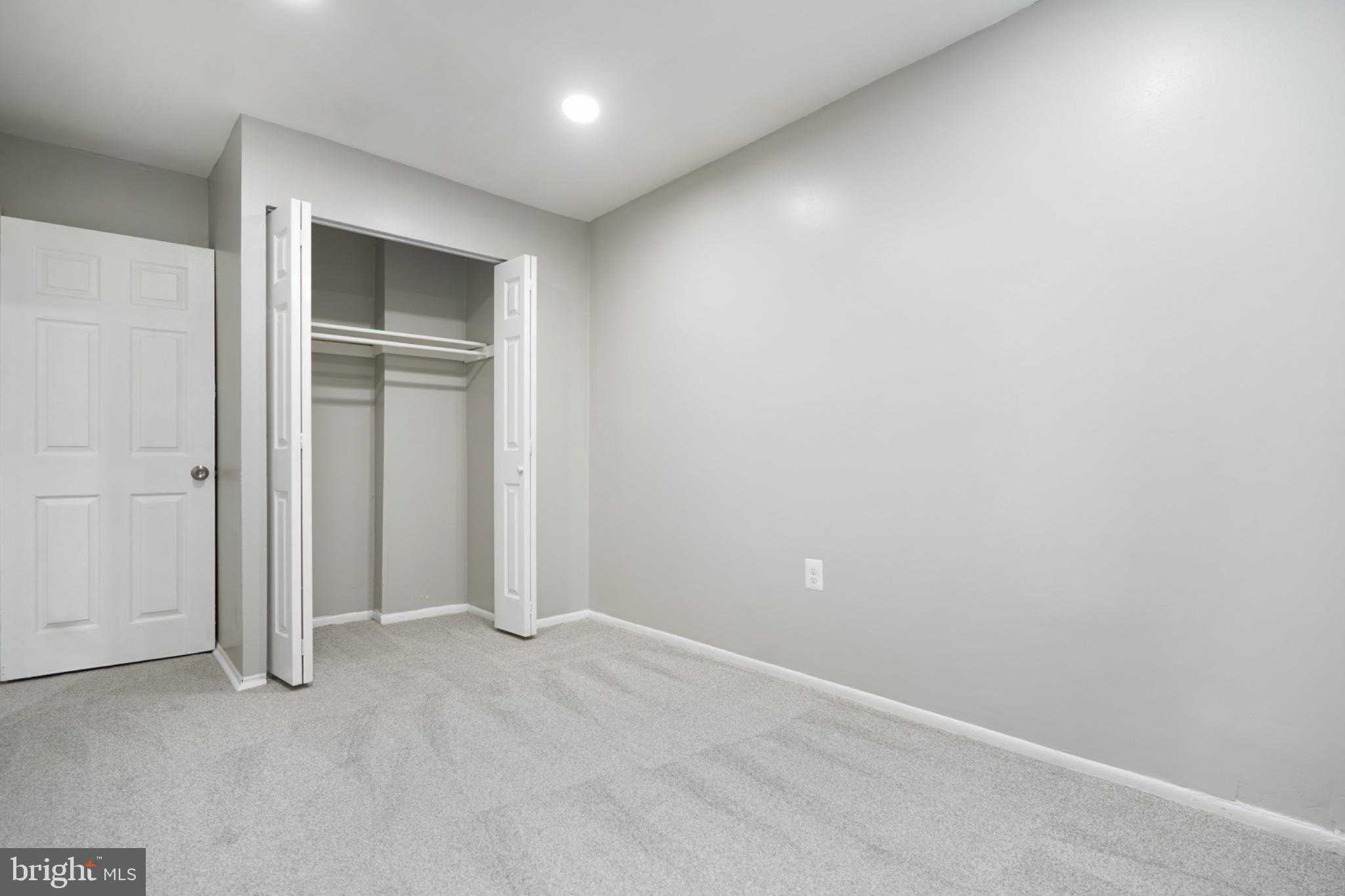 8212 Tomlinson CT photo 7