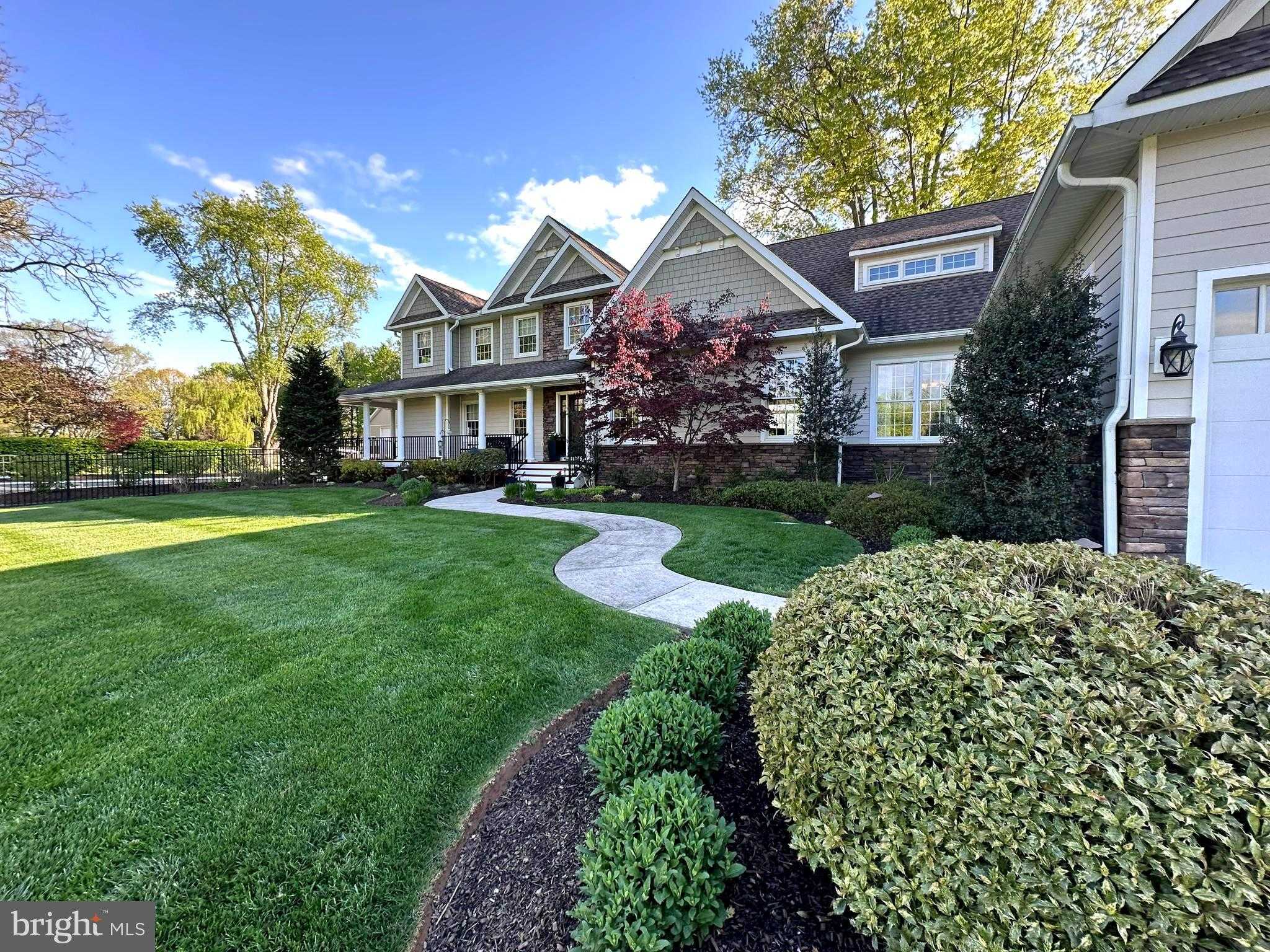 5389 Carversville Rd photo 2
