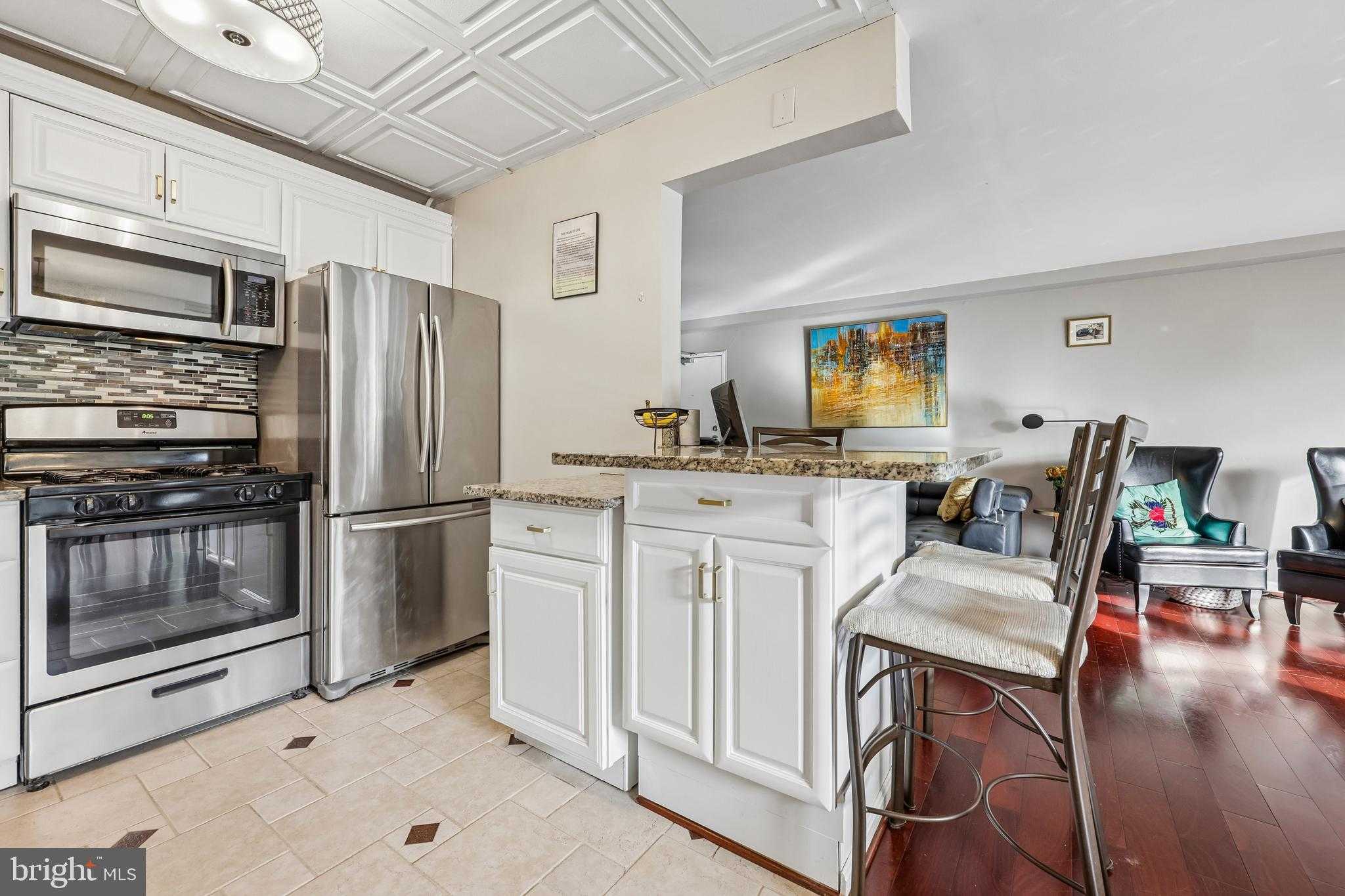 16 S Van Dorn St Apt 101 photo 4
