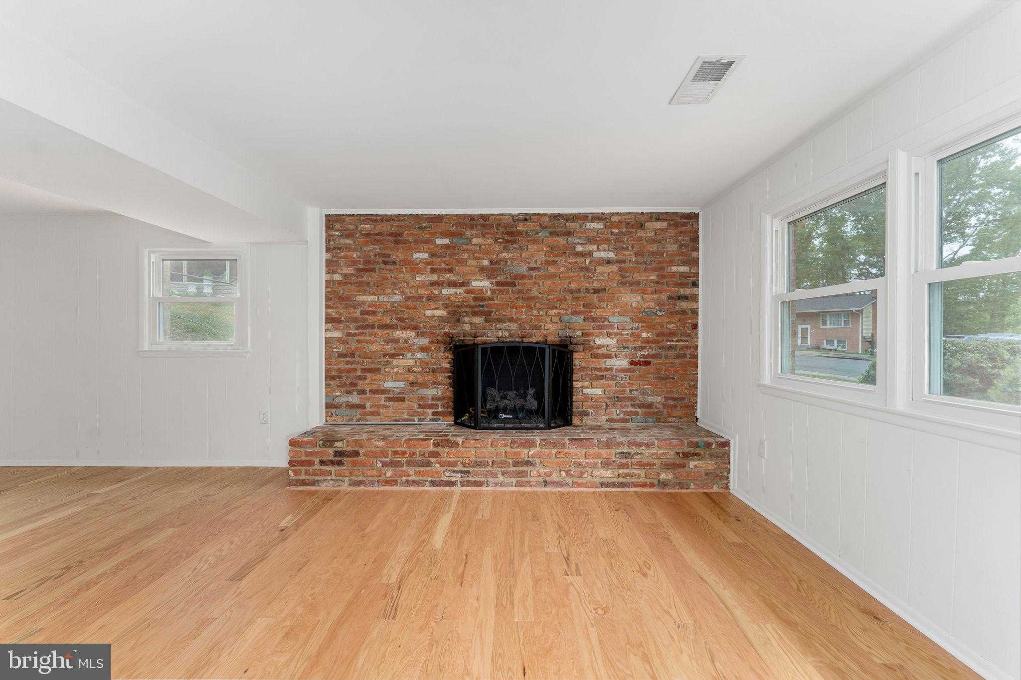 13003 Orleans St photo 8