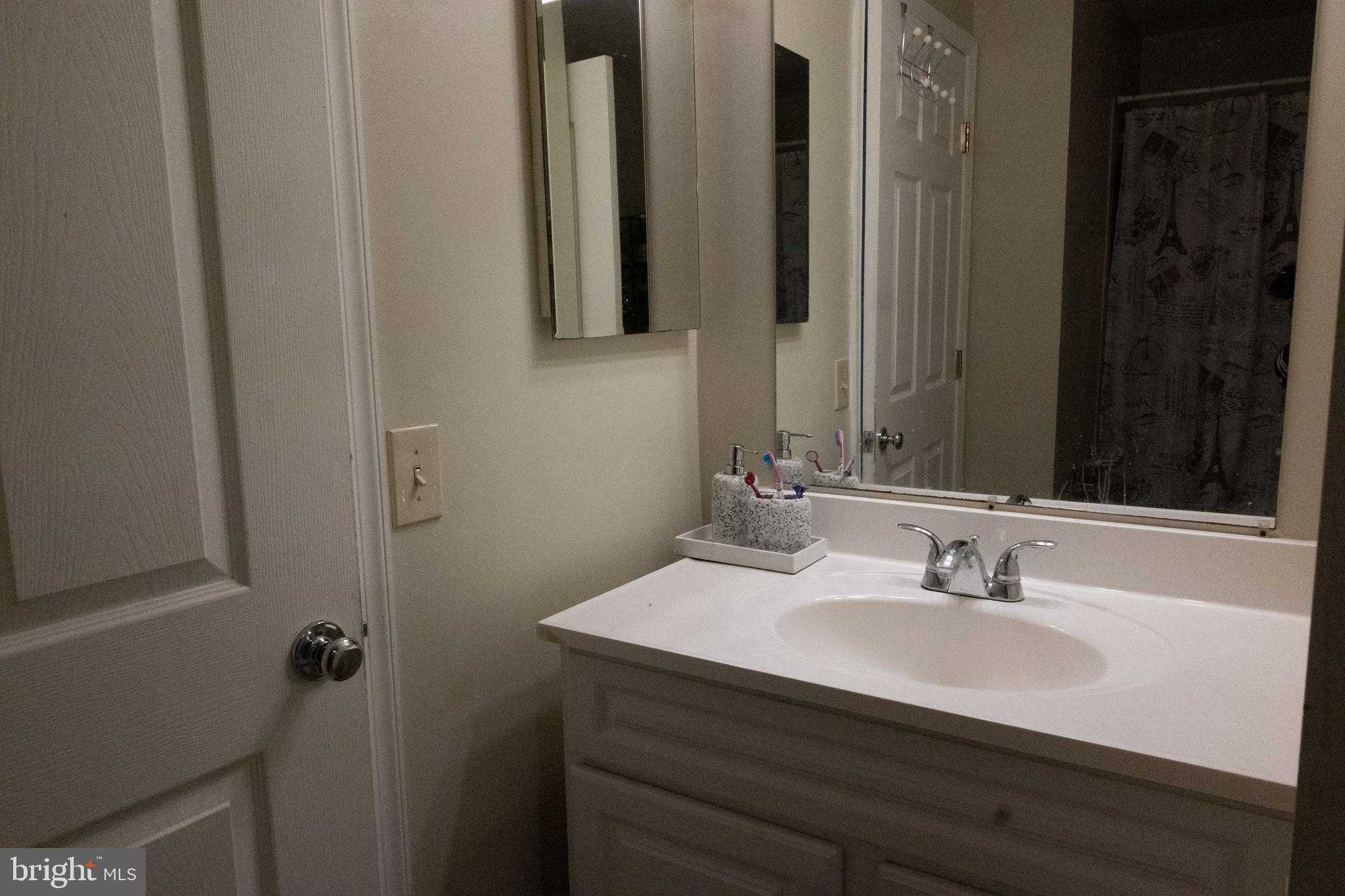 8901 Stone Creek Pl Apt 101 photo 4