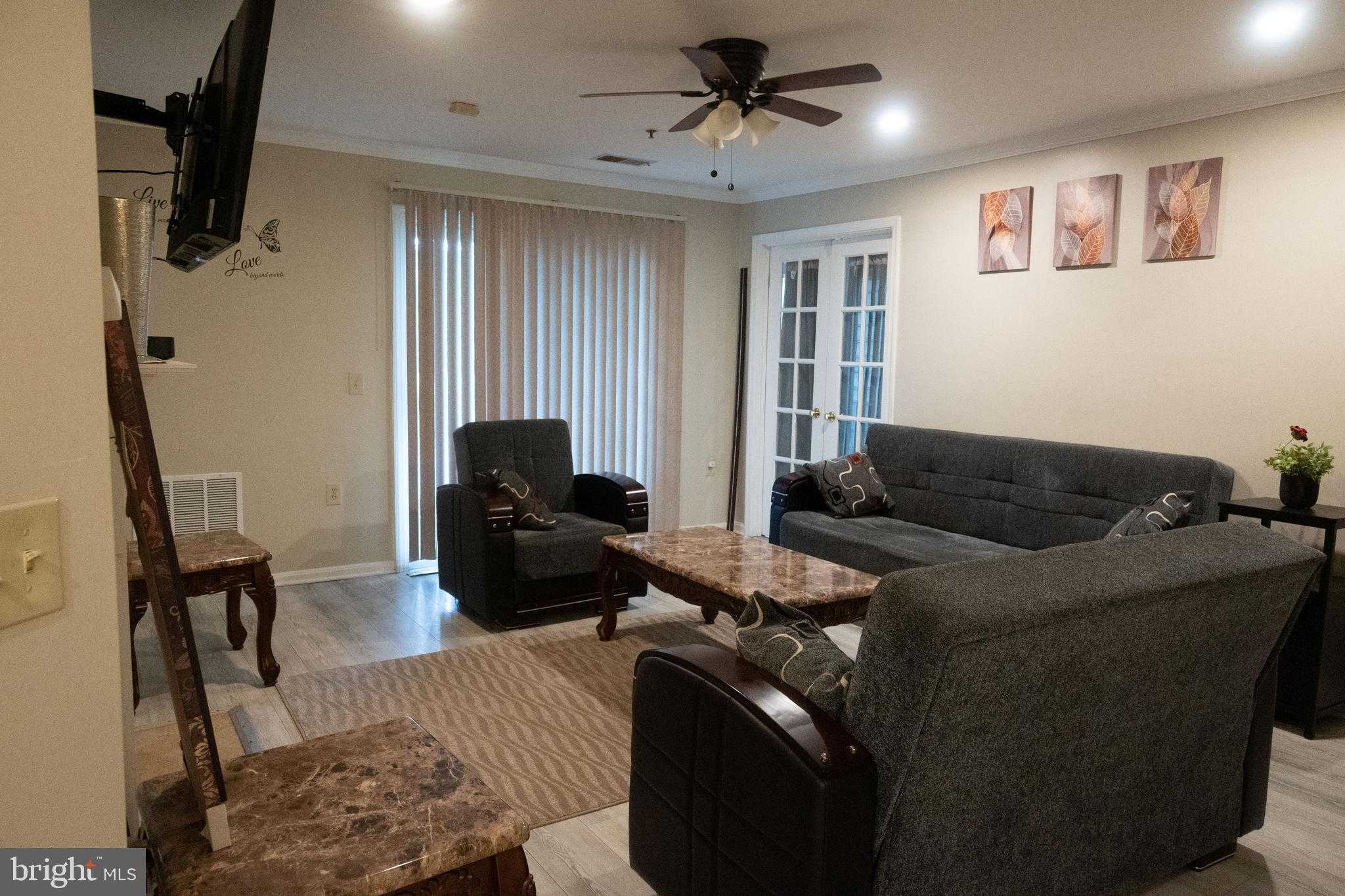 8901 Stone Creek Pl Apt 101 photo 7