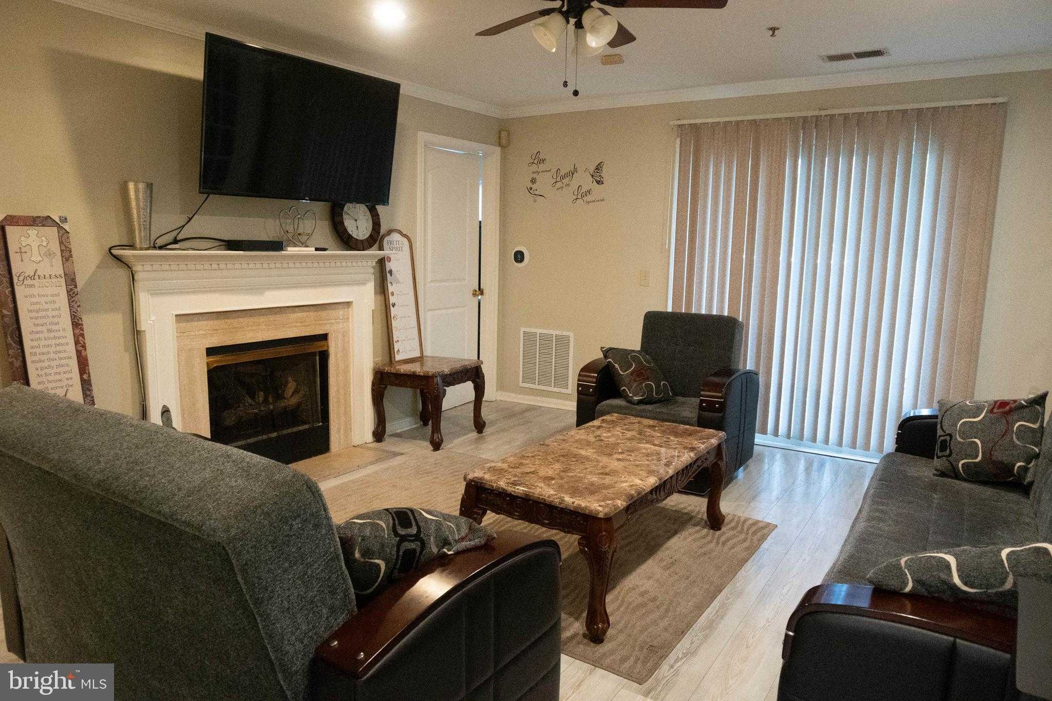 8901 Stone Creek Pl Apt 101 photo 9