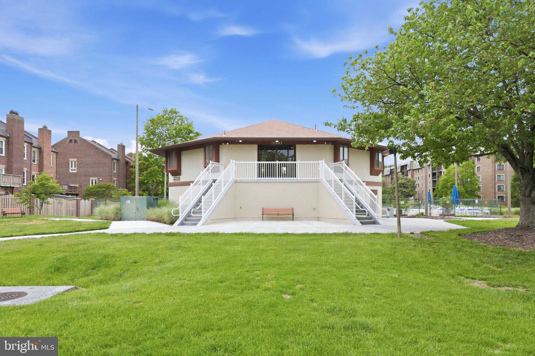 10126 Turnberry Pl photo 33