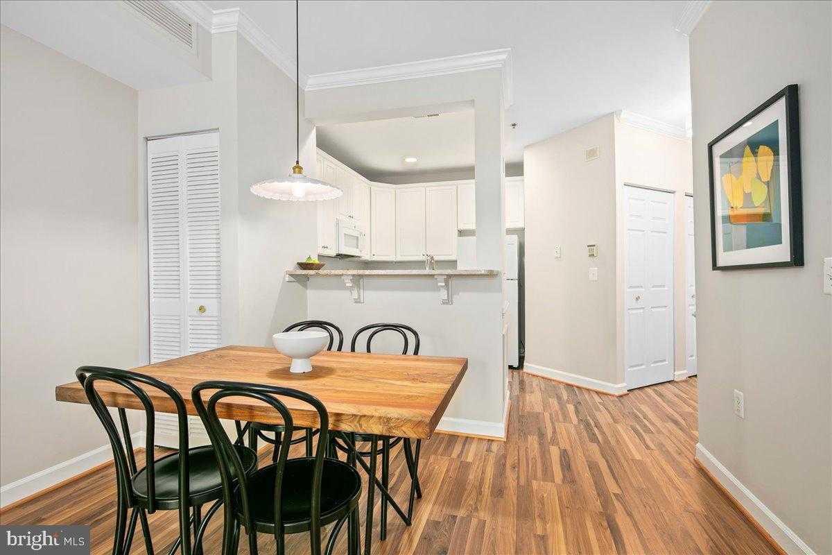 2330 14th St N Apt 207 photo 7
